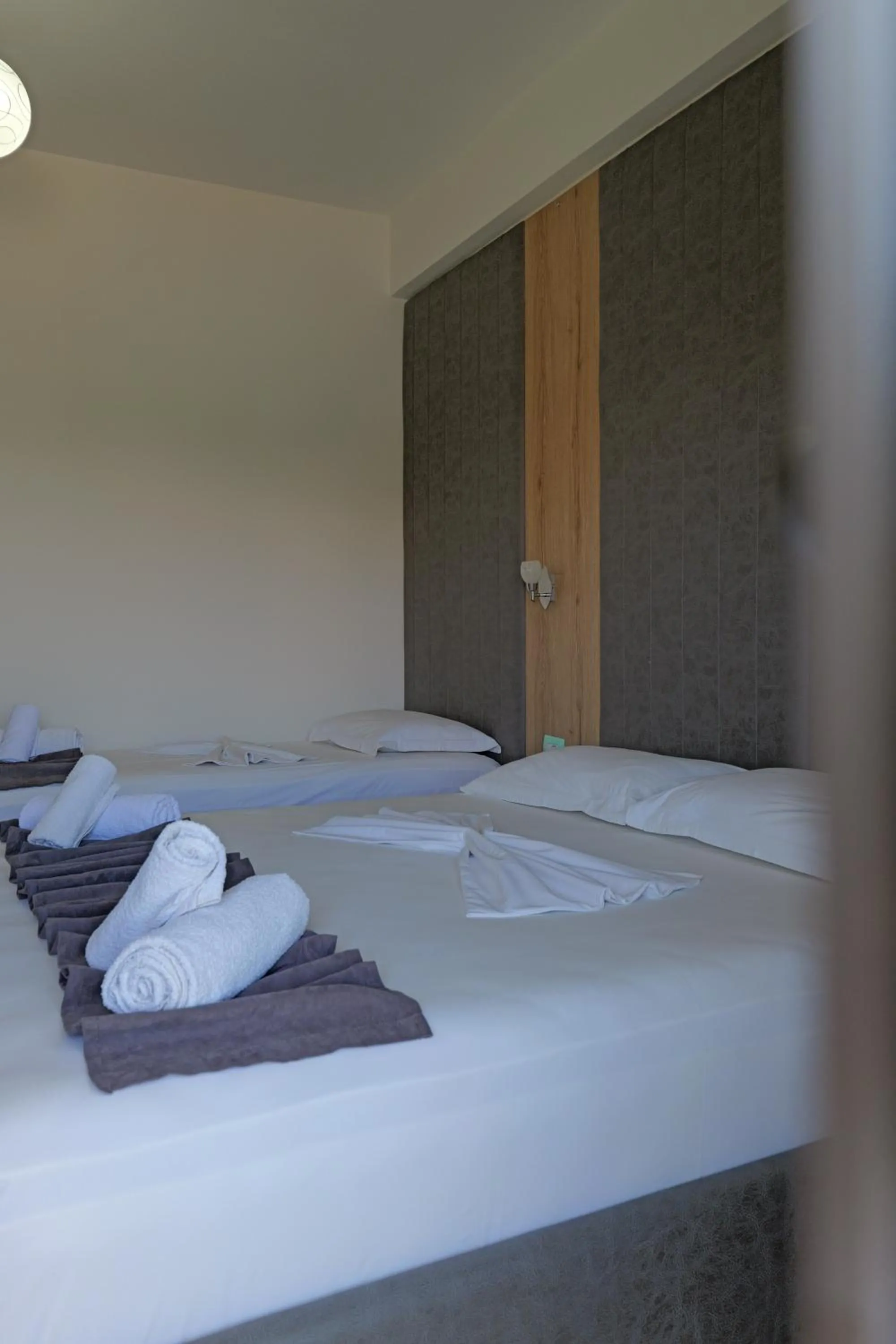 Bed in Hotel Esmerald Ksamil