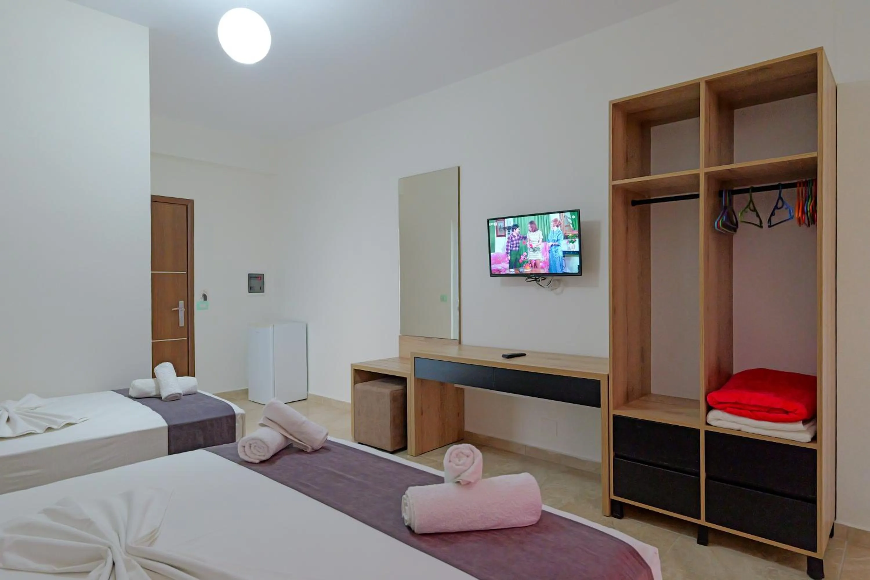 Photo of the whole room, Bed in Hotel Esmerald Ksamil