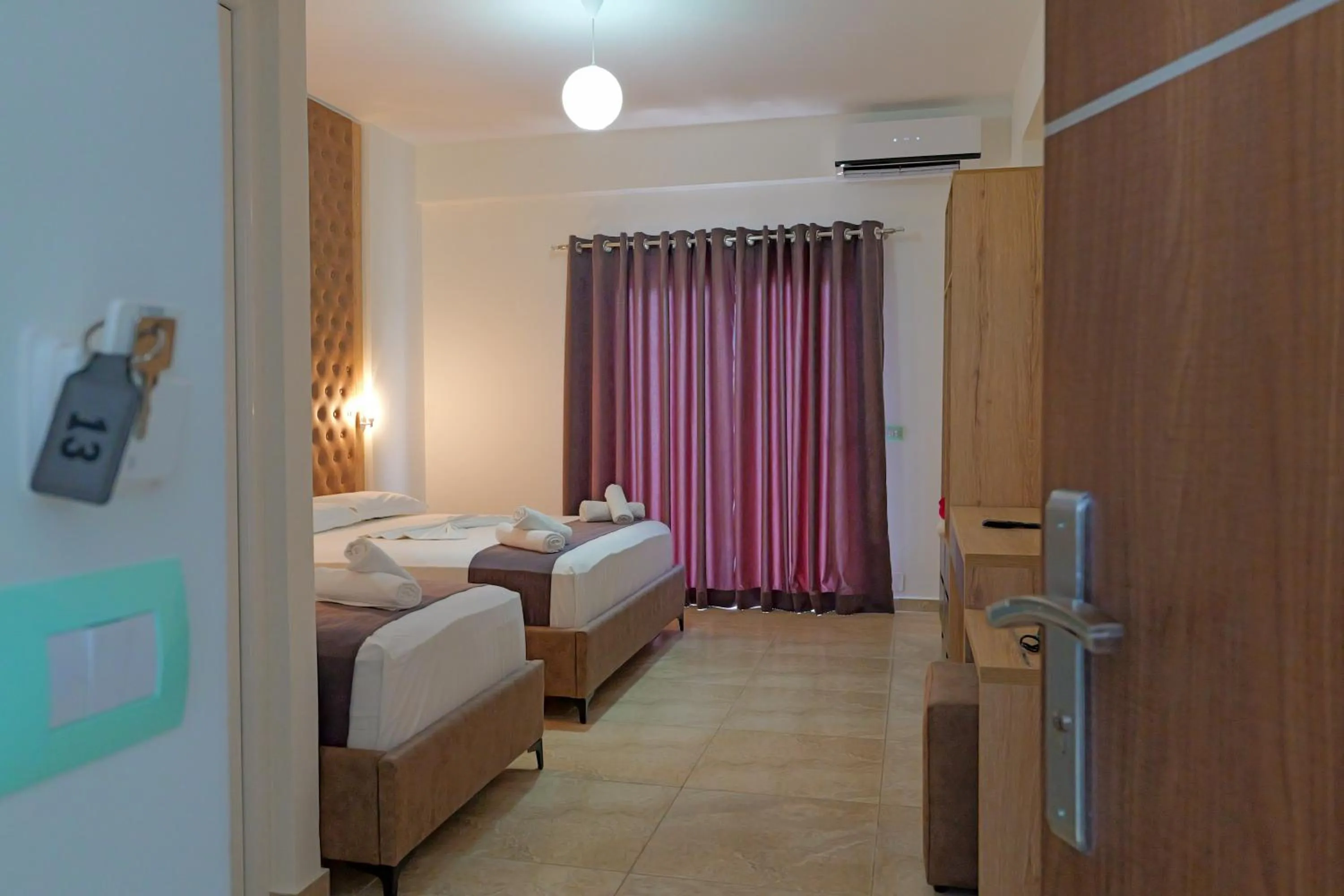 Photo of the whole room, Bed in Hotel Esmerald Ksamil