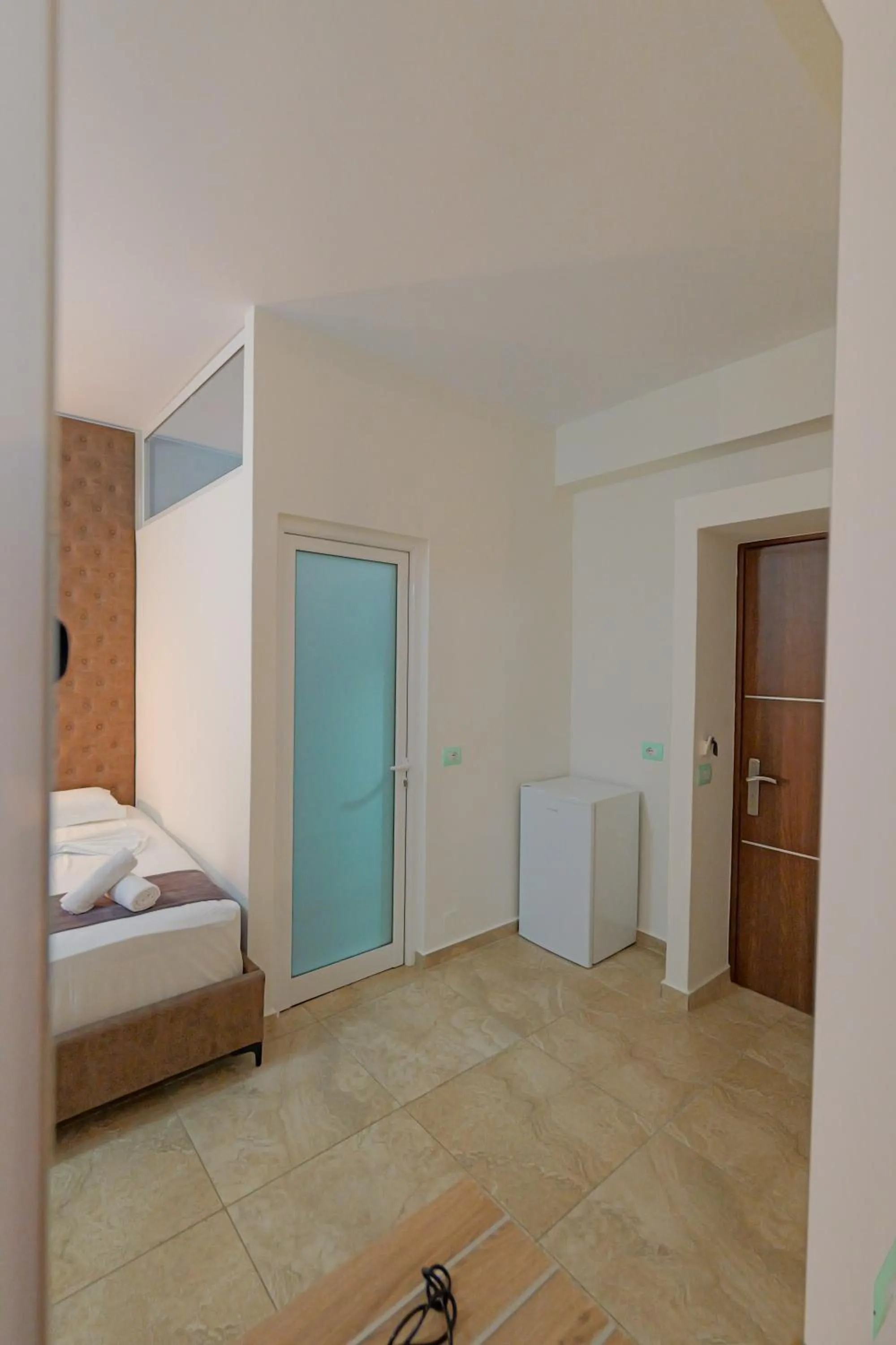 Photo of the whole room, Bed in Hotel Esmerald Ksamil