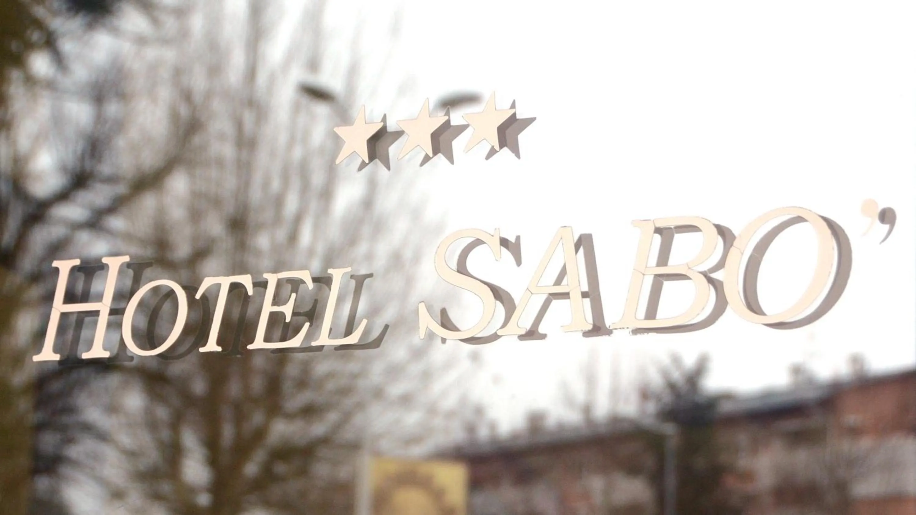 Facade/entrance in Hotel SABO'