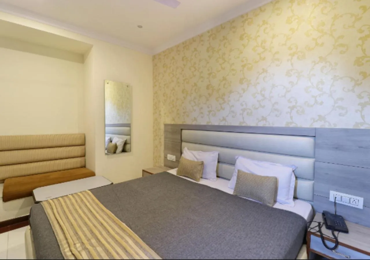 Bed in Hotel Shiva Continental