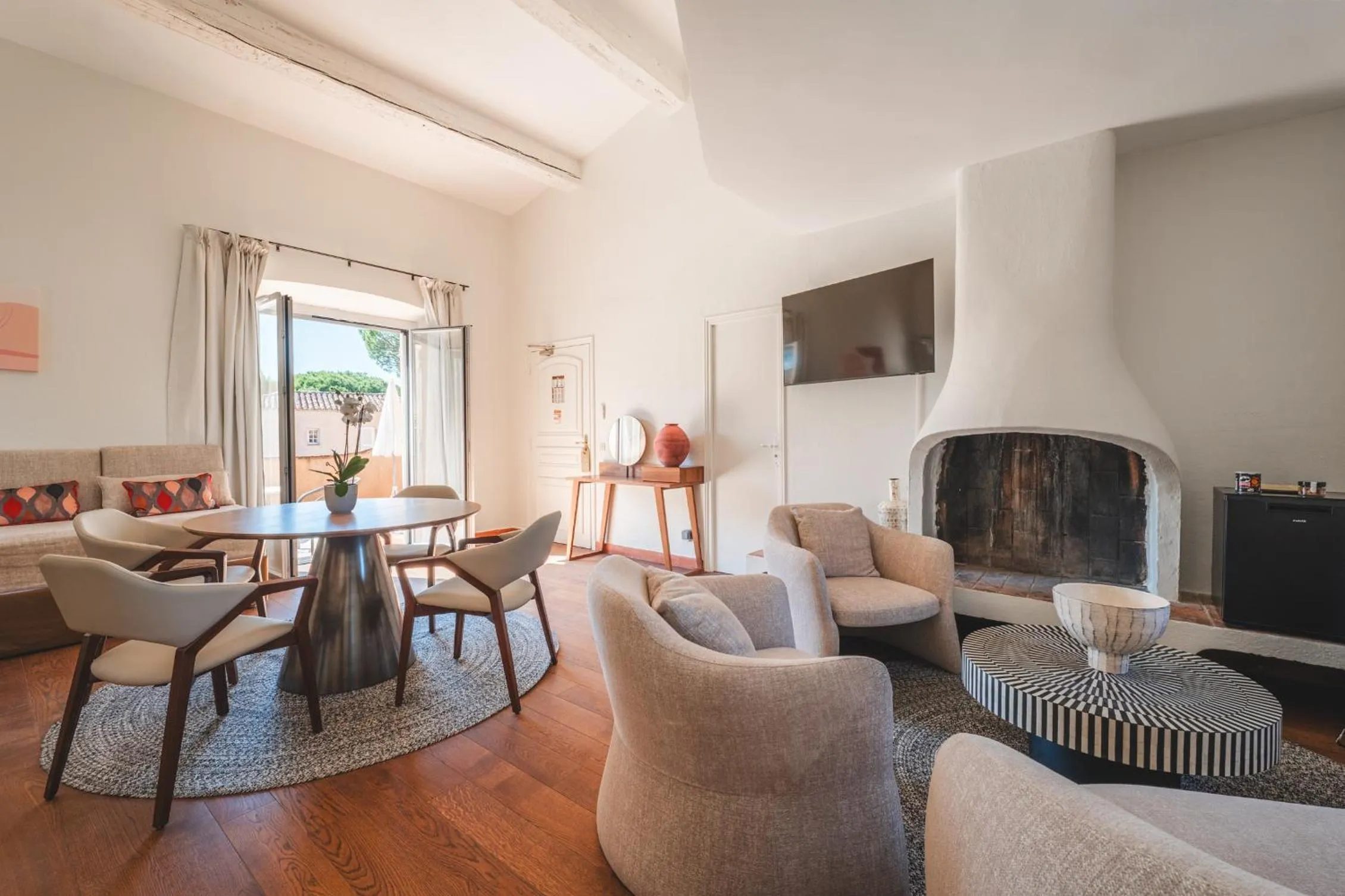 Living room in Hôtel La Mandarine