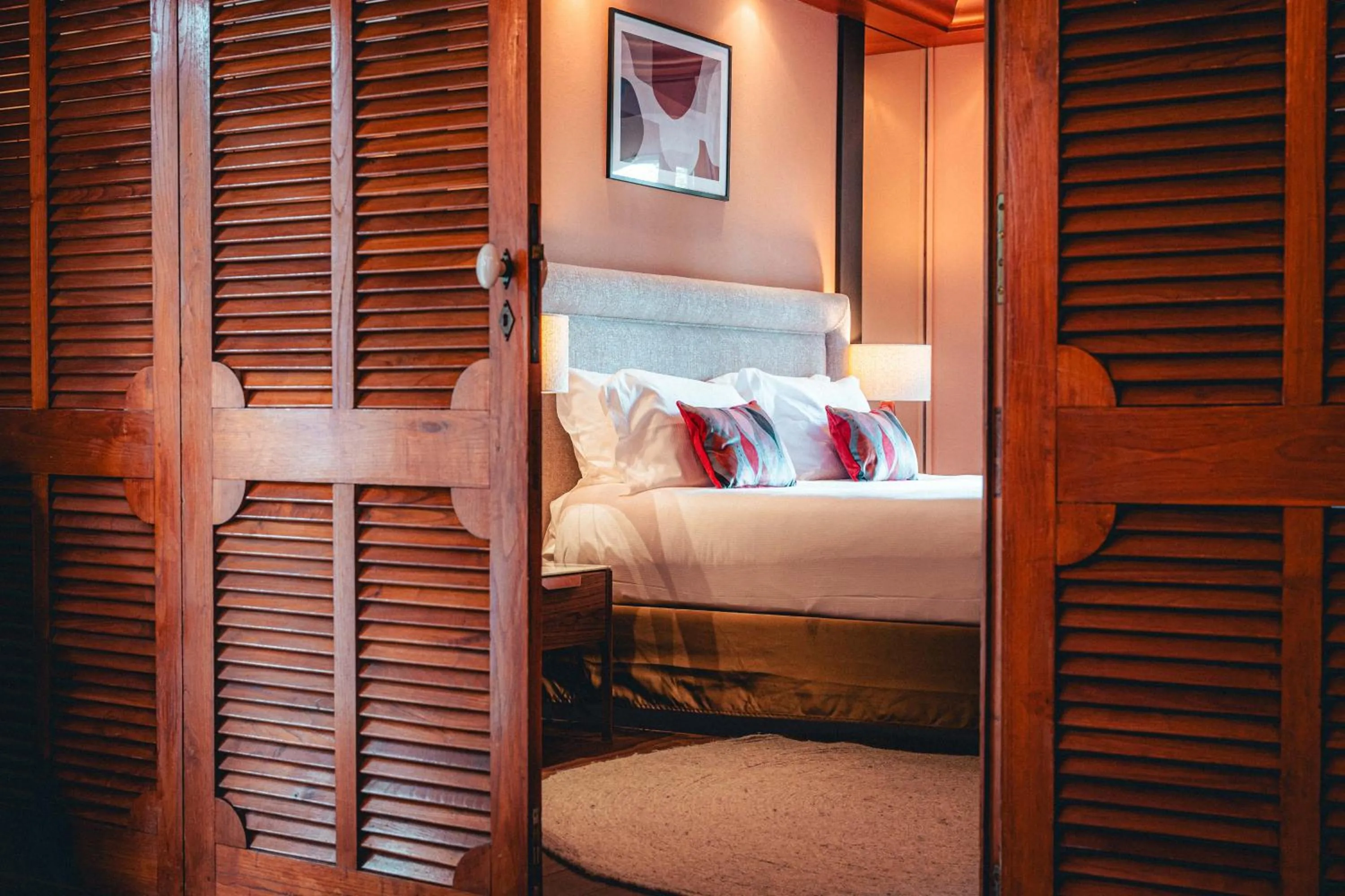 Bedroom, Bed in Hôtel La Mandarine