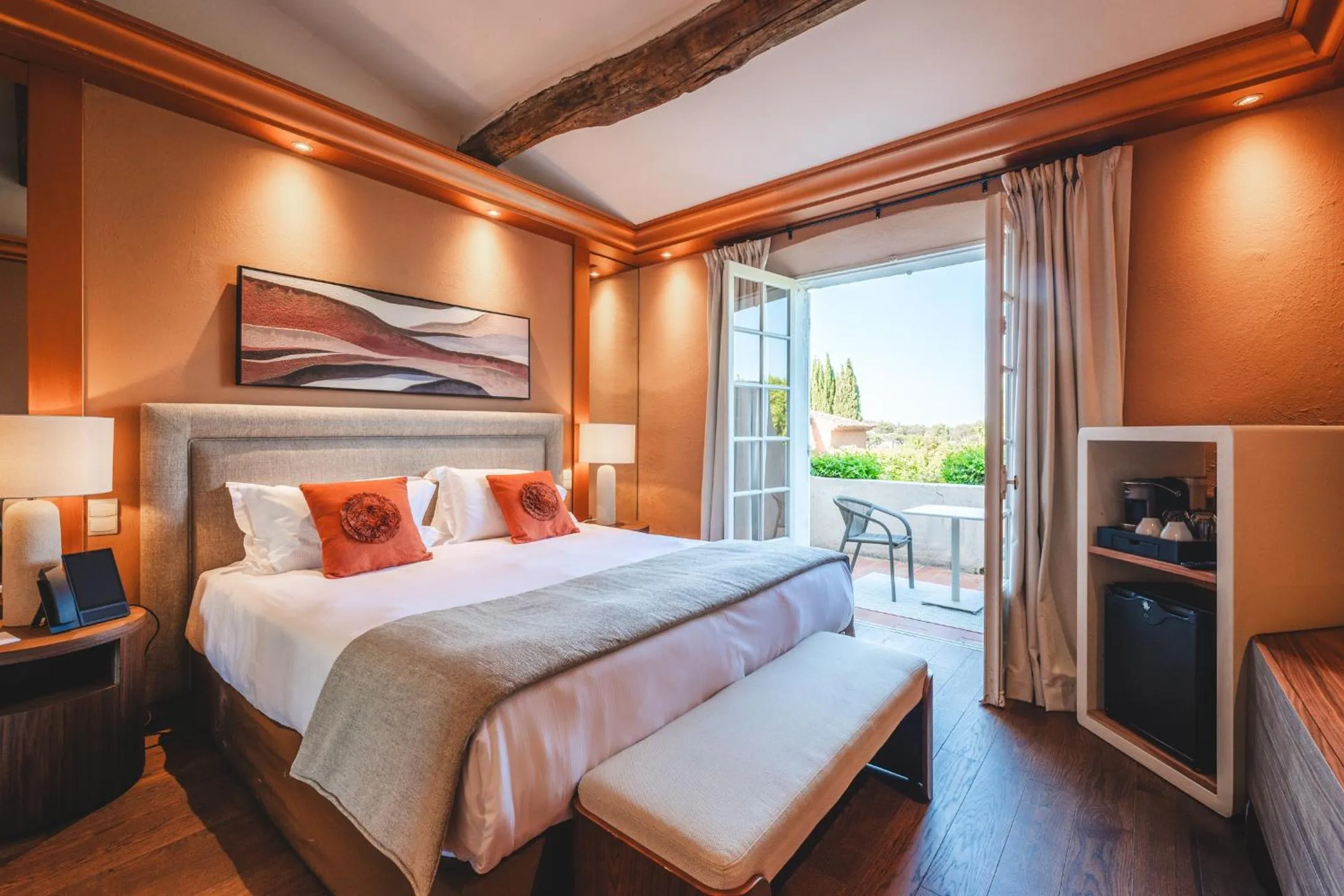 Bedroom, Bed in Hôtel La Mandarine