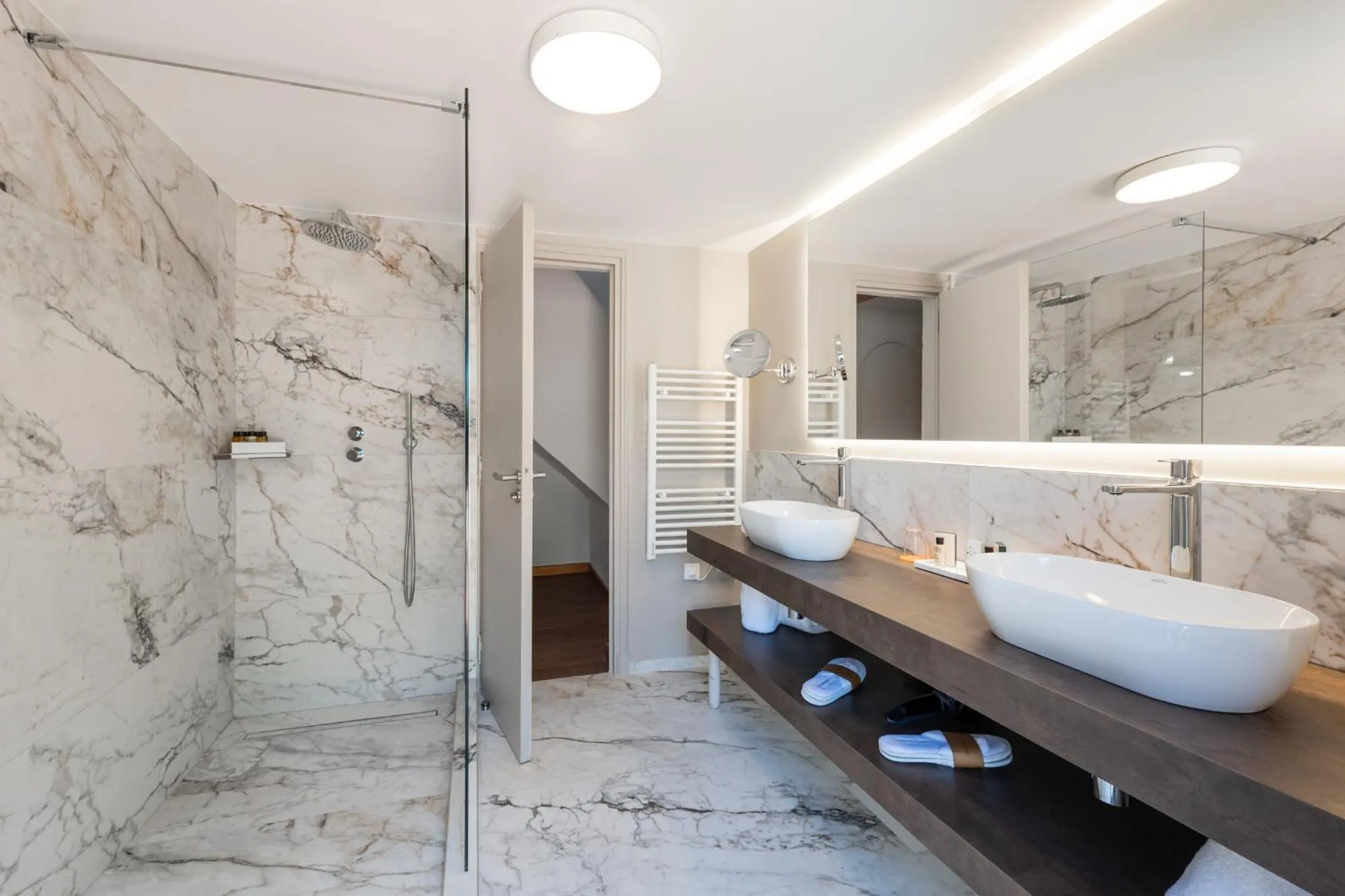 Bathroom in Hôtel La Mandarine