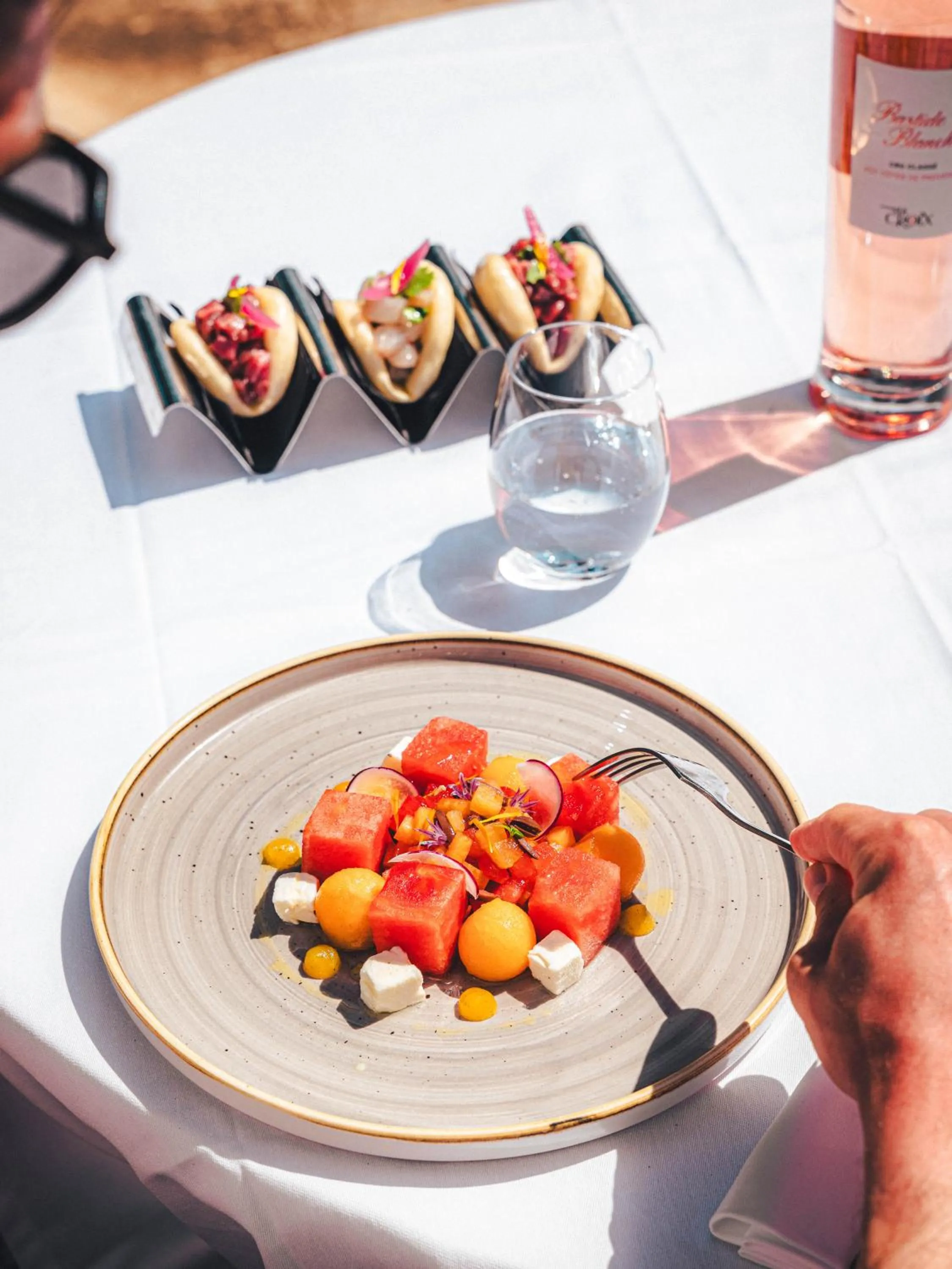 Restaurant/places to eat in Hôtel La Mandarine