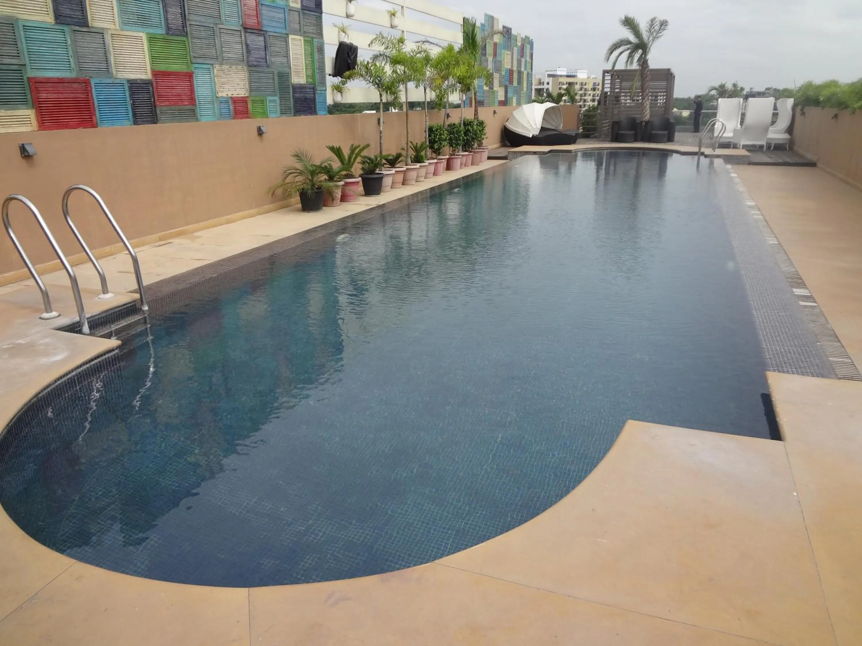 Swimming pool in Tuli Imperial