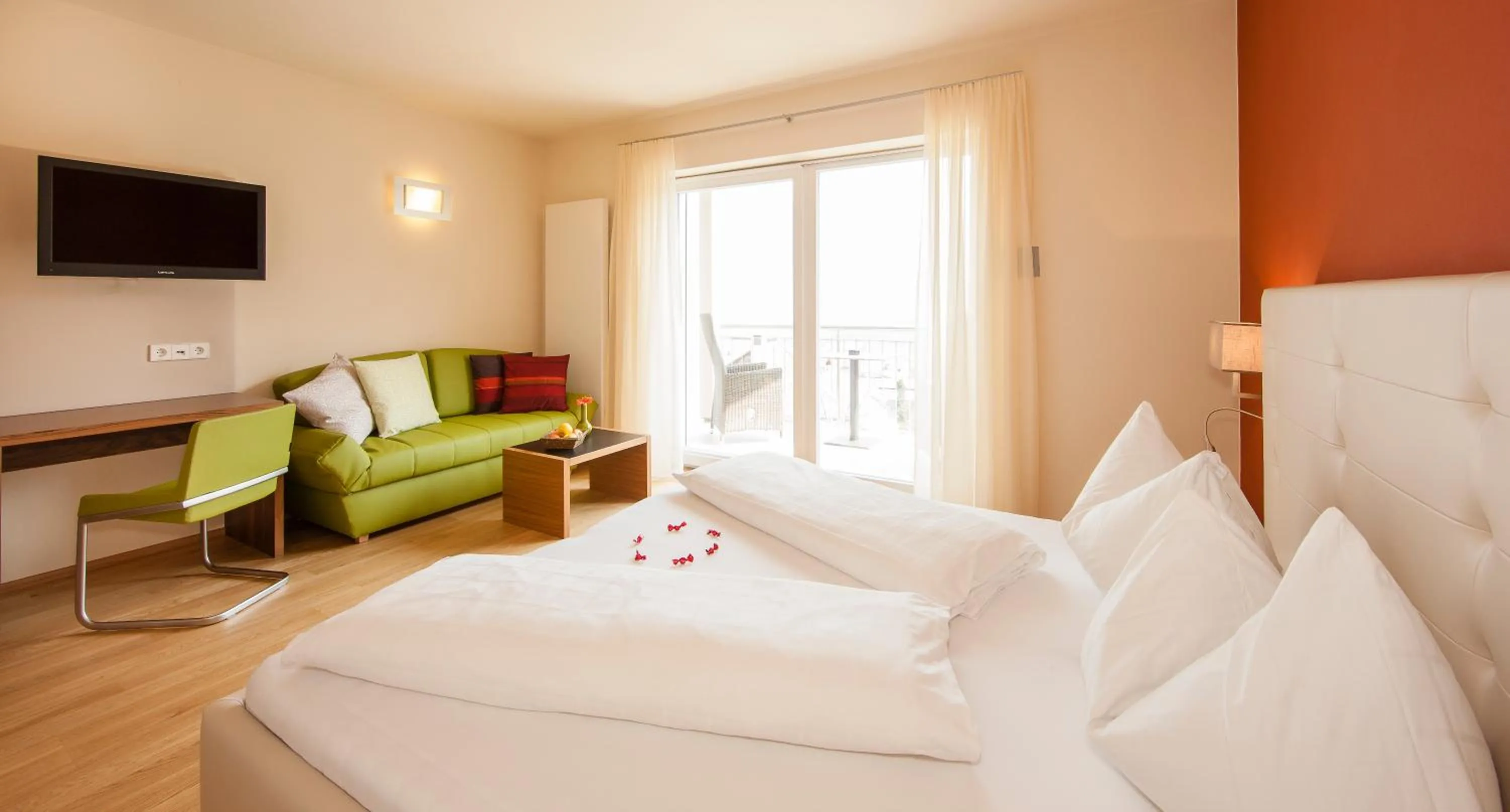 Photo of the whole room, Bed in Hotel Residence Pernhof