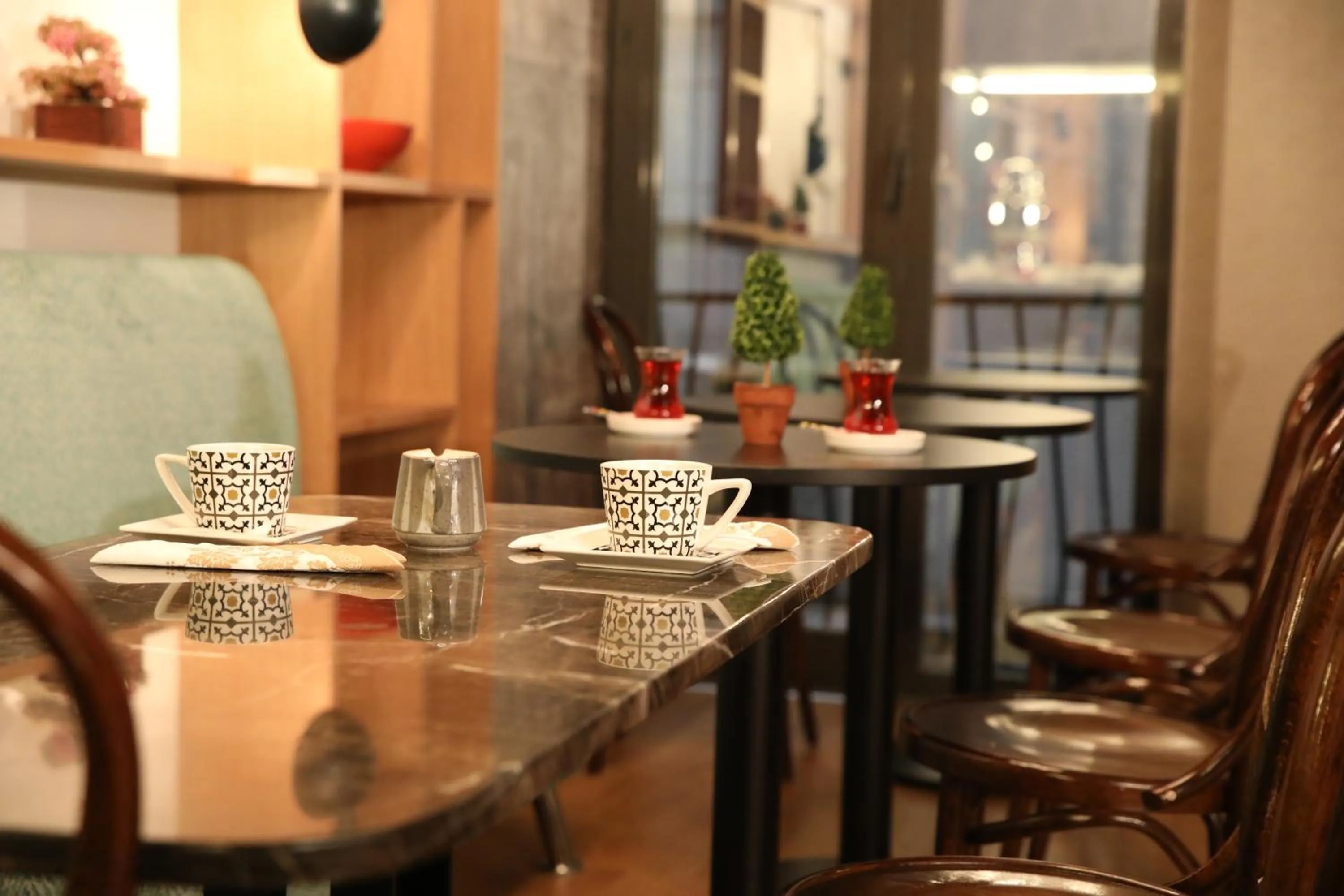 Seating area in Roomers Nisantasi