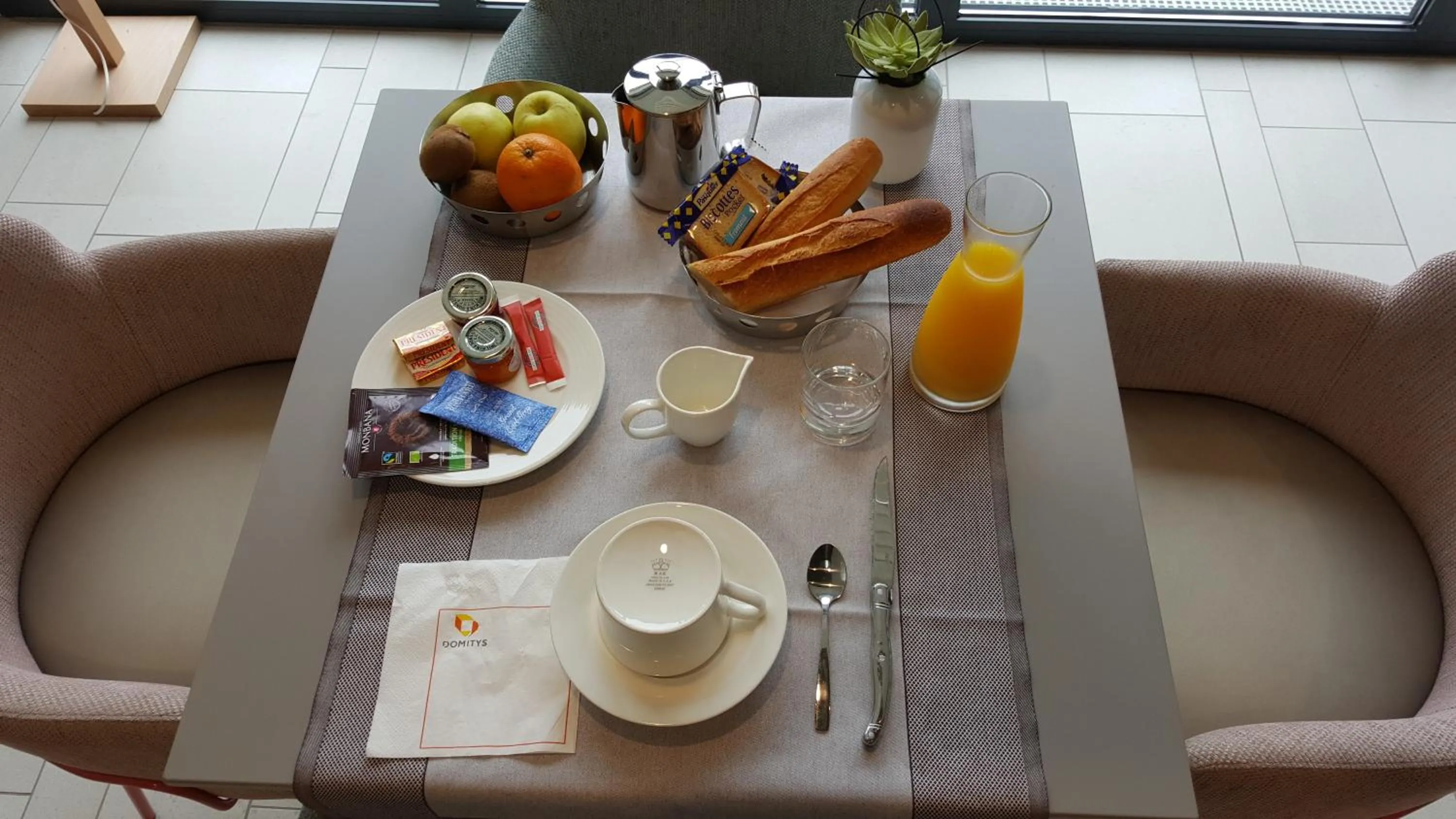 Continental breakfast in Domitys - Les Robes d'Airain