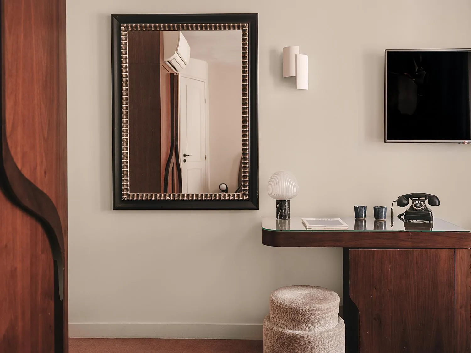 Bedroom in Hôtel Belloy