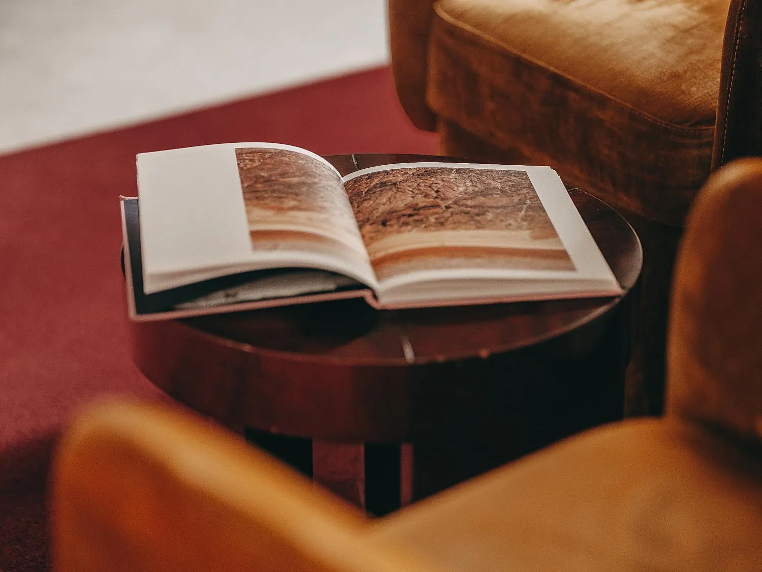 Decorative detail in Hôtel Belloy