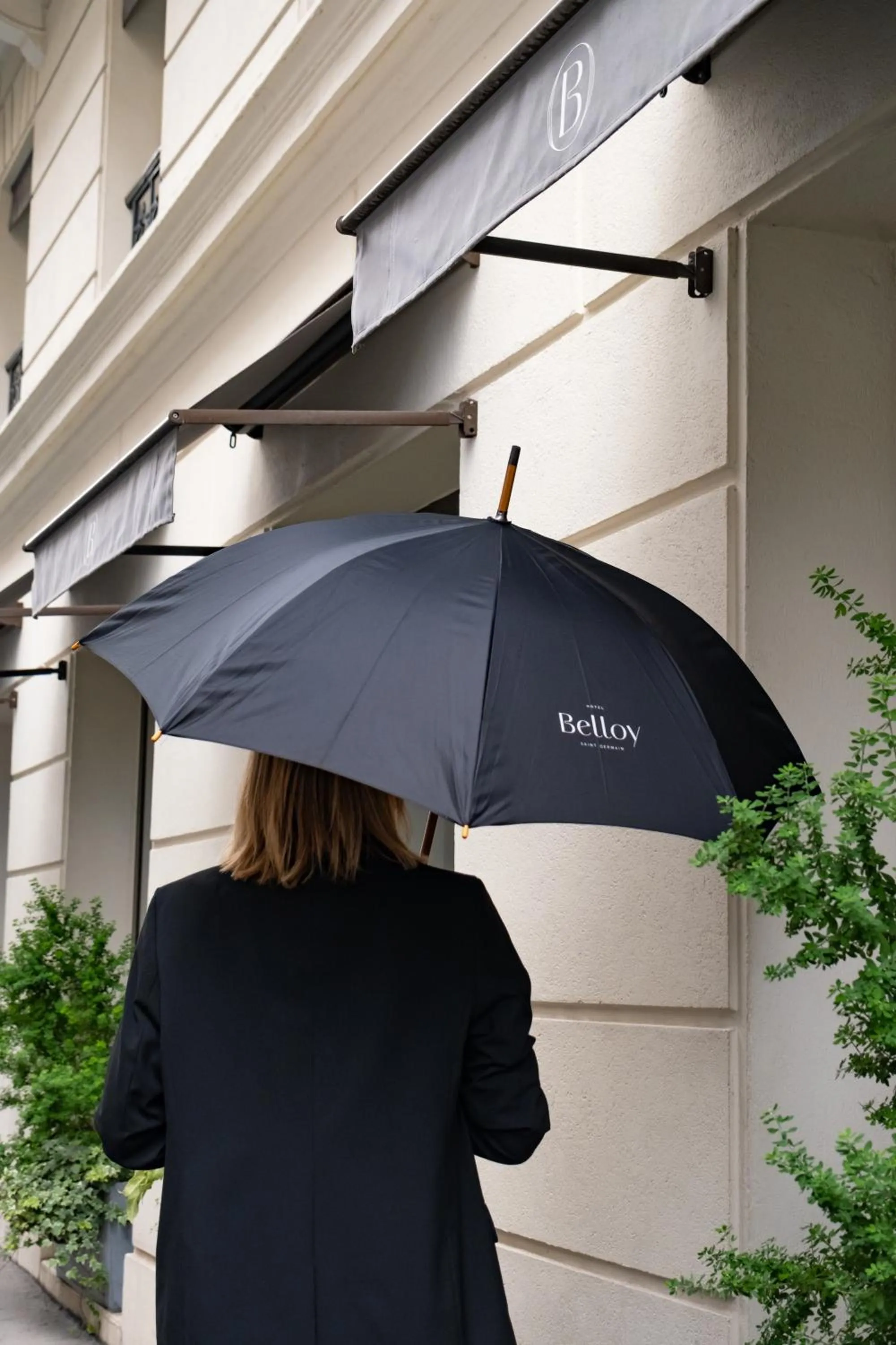 Property building in Hôtel Belloy