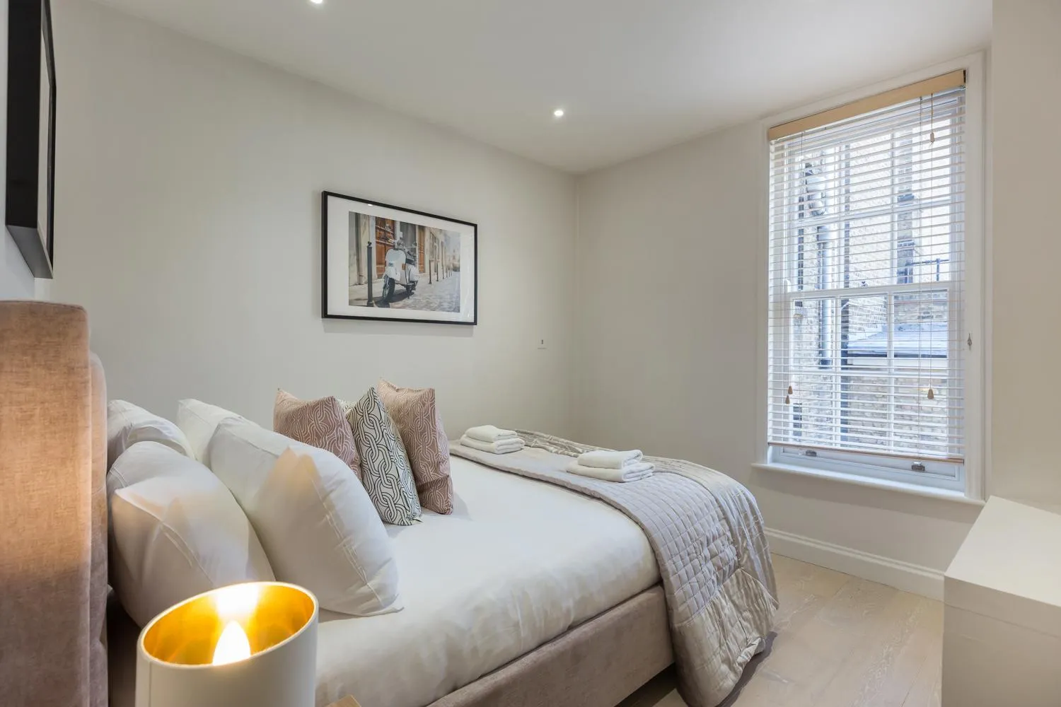 Bed in Prime Apartments in Covent Garden