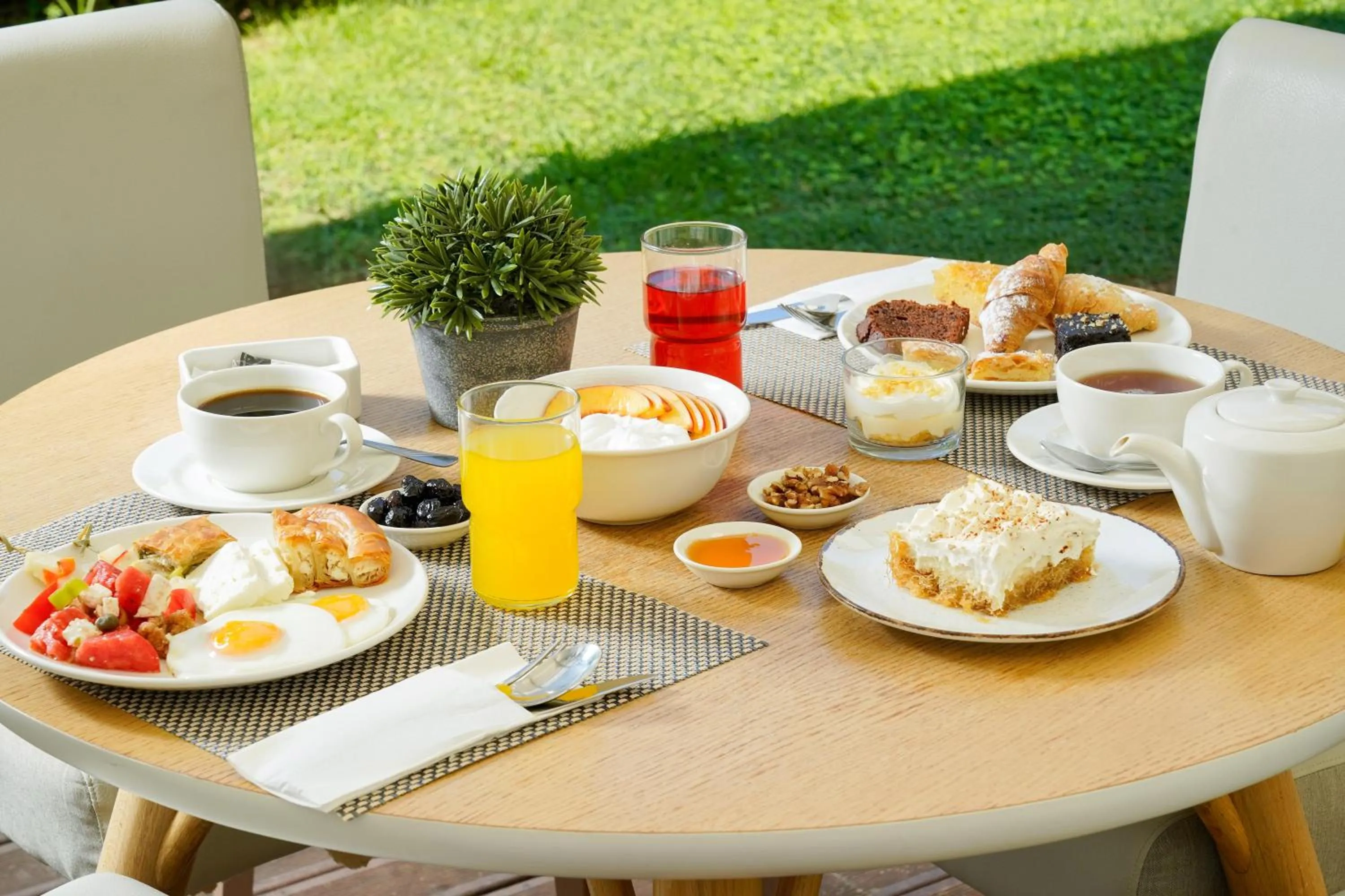 Breakfast in Elektra Comfort Hotel by Del Mare