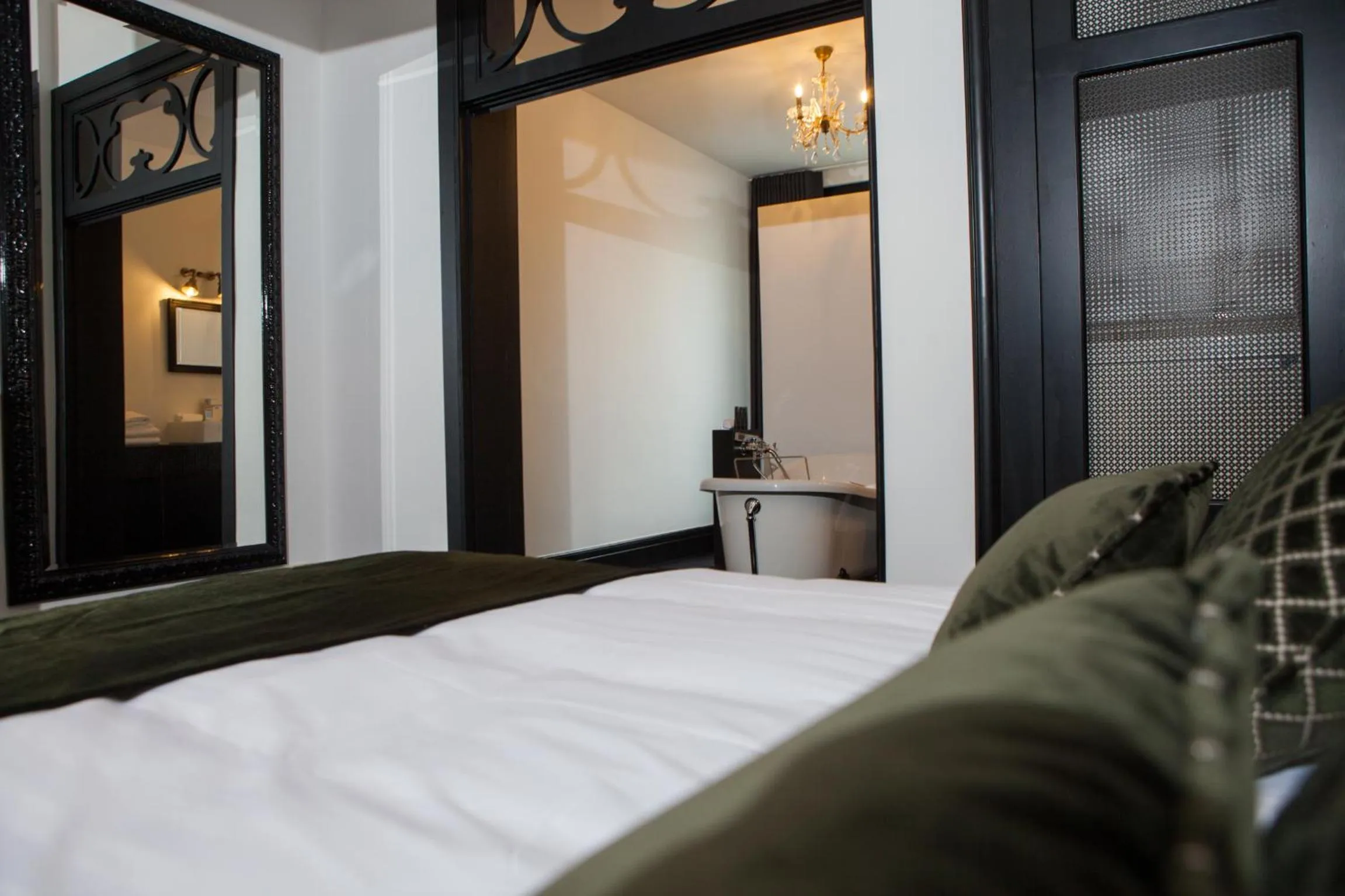 Bedroom, Bed in B in Antwerp