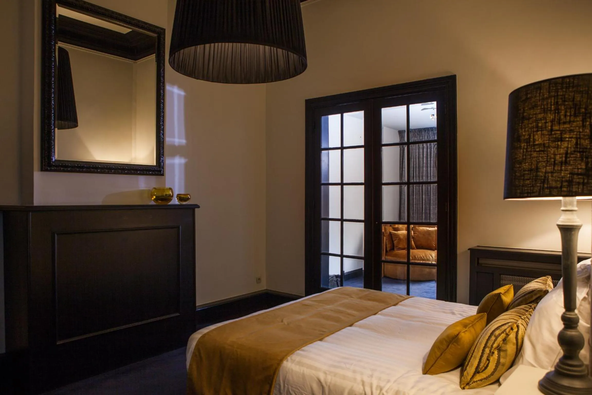 Photo of the whole room, Bed in B in Antwerp