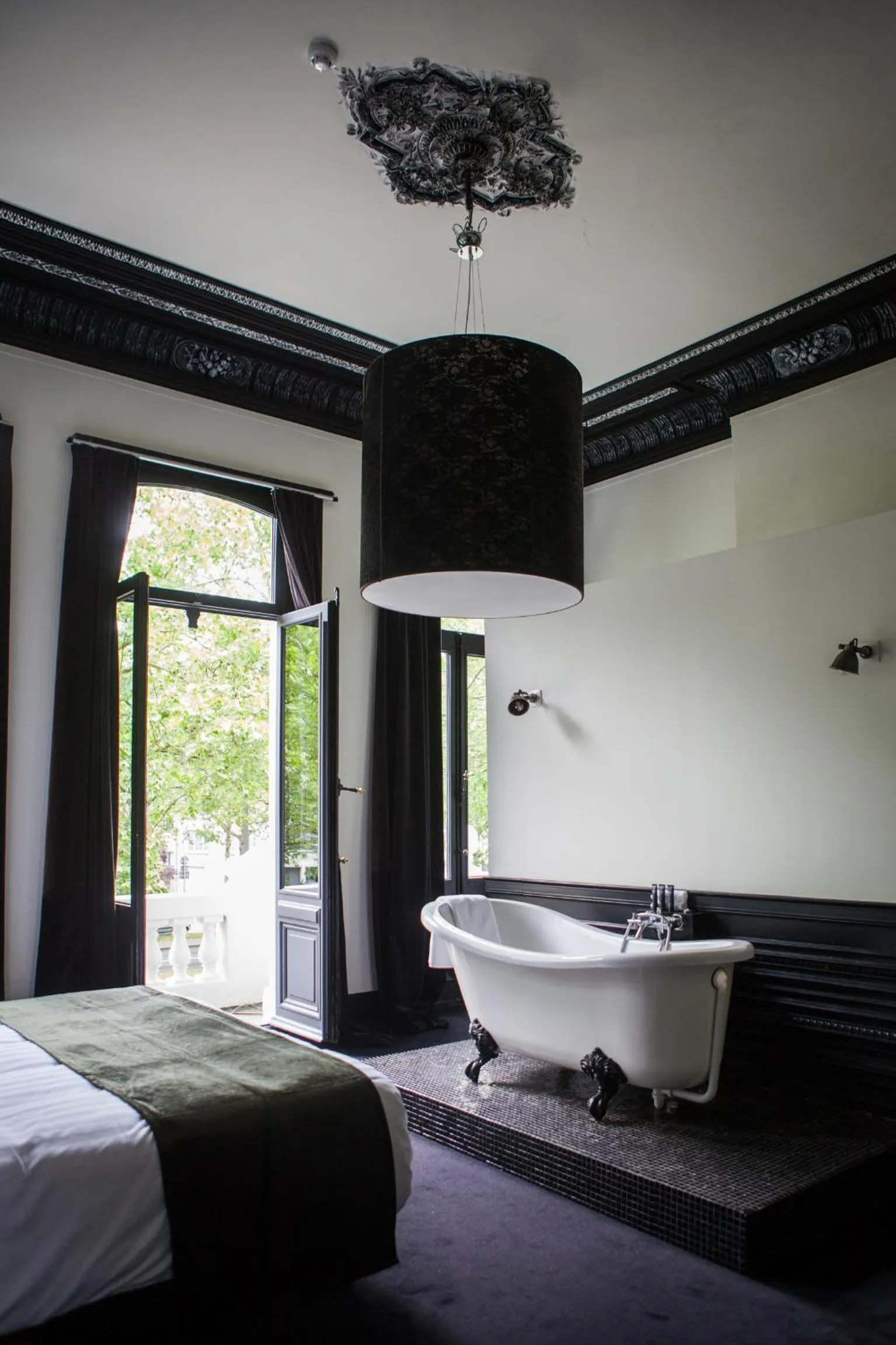 Bedroom, Bed in B in Antwerp