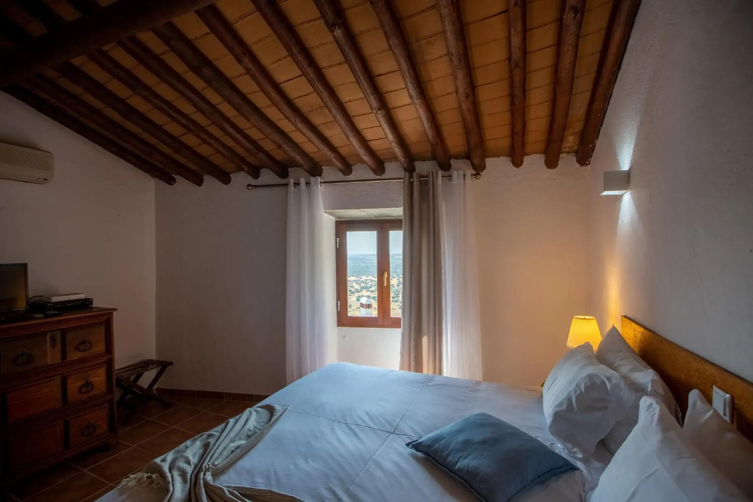 Classic Room in Estalagem de Monsaraz Classic Room in Estalagem de Monsaraz