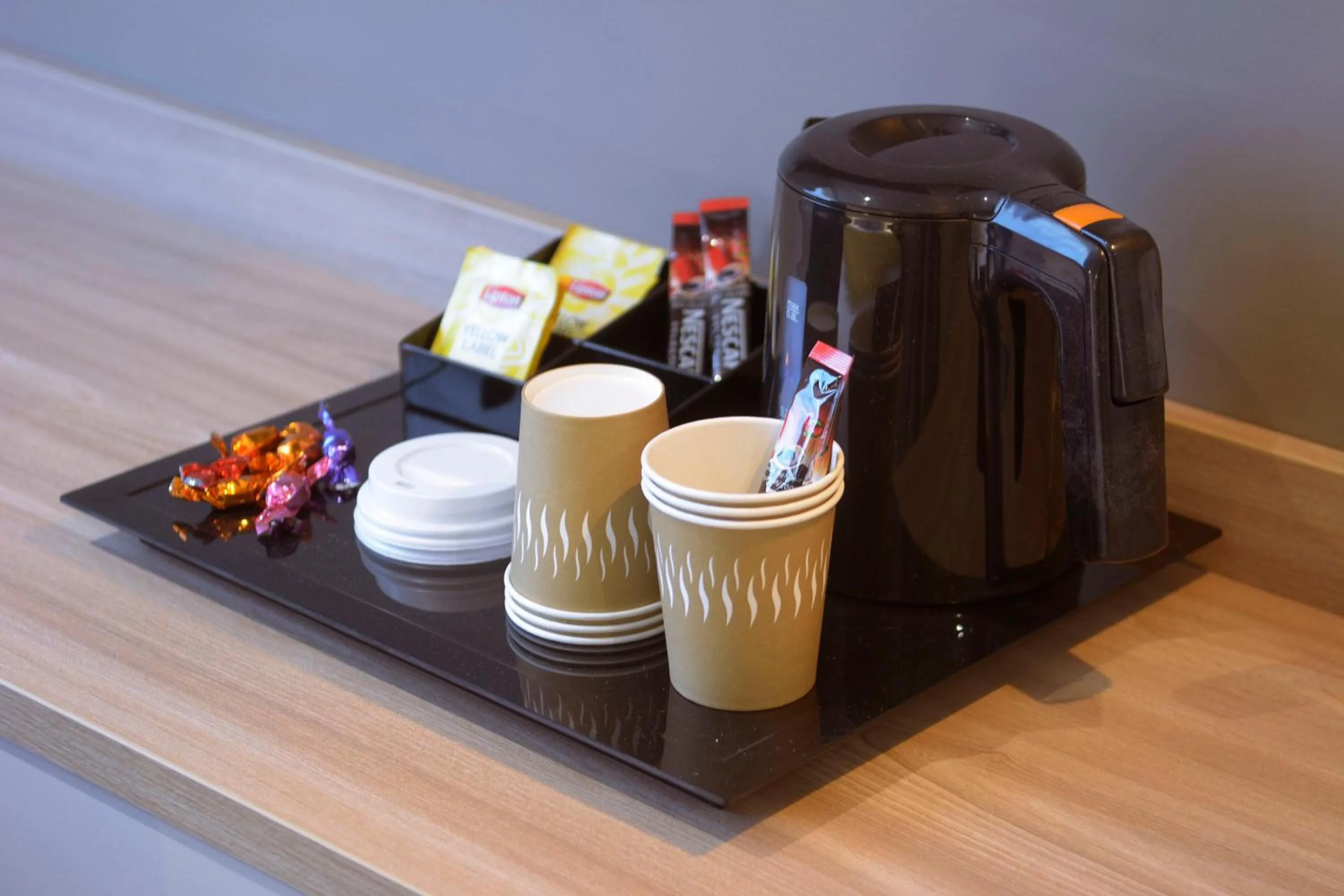 Coffee/tea facilities in Aparthotel 37 Lodge Courbevoie Paris La Défense