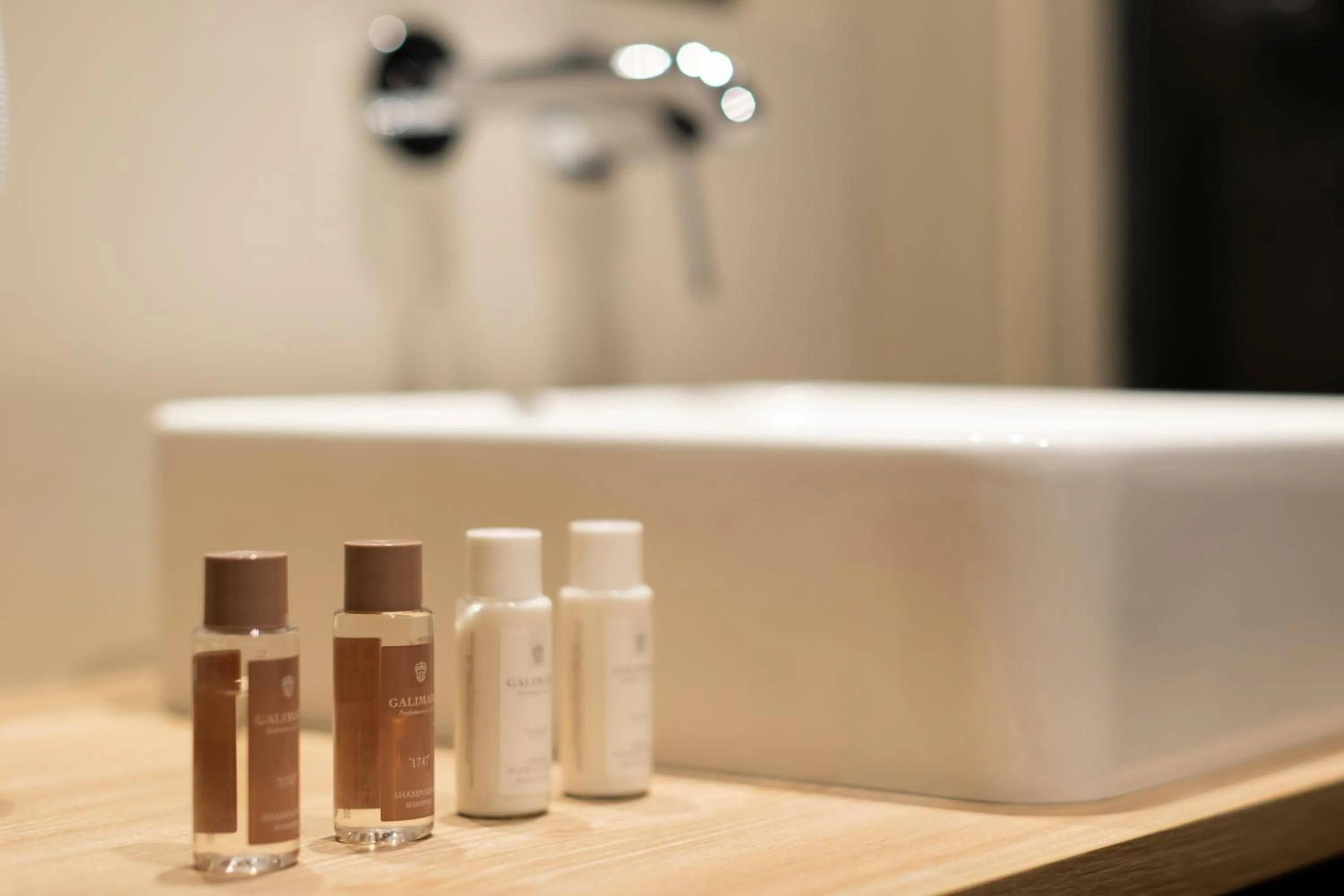 Bathroom in Aparthotel 37 Lodge Courbevoie Paris La Défense