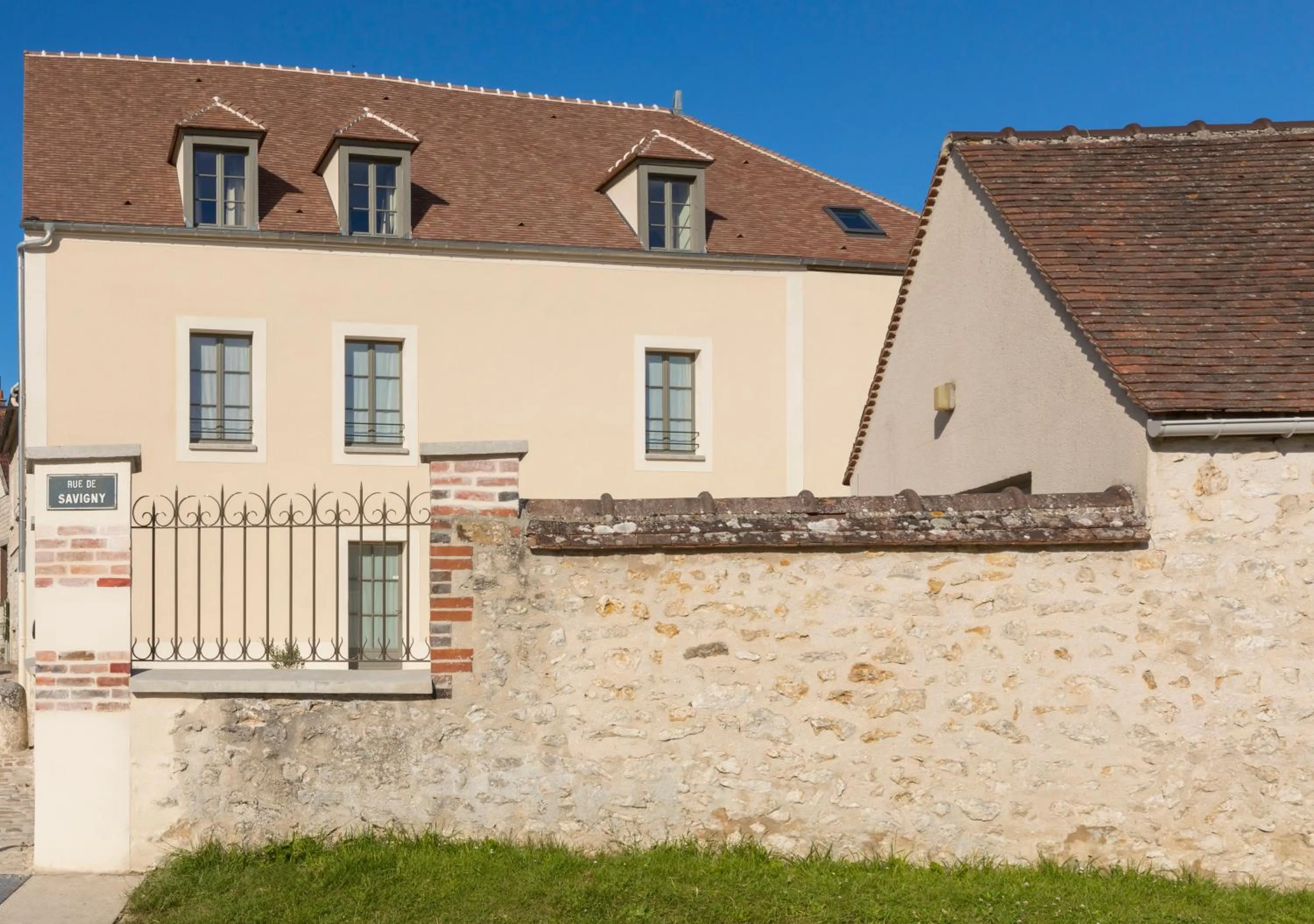 Property building in Demeure des Remparts