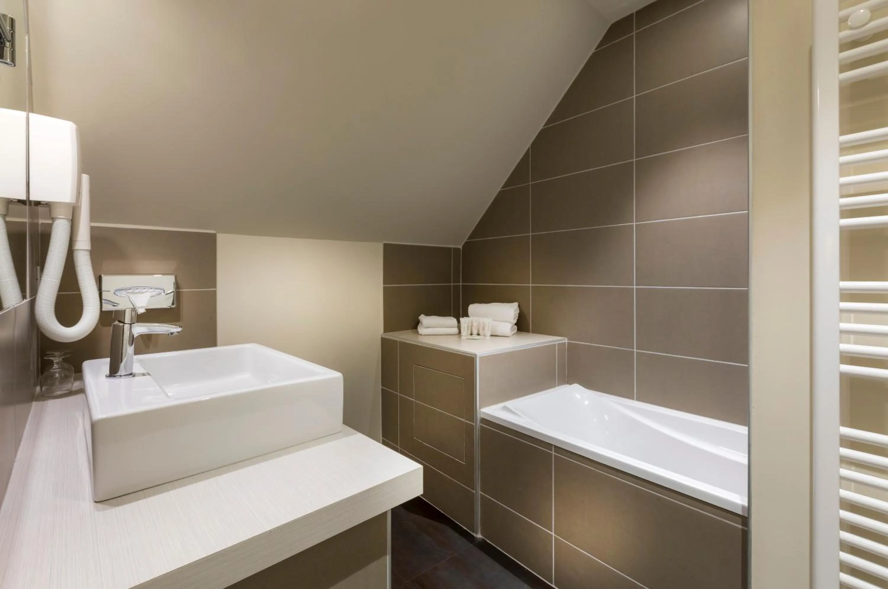 Bathroom in Demeure des Remparts