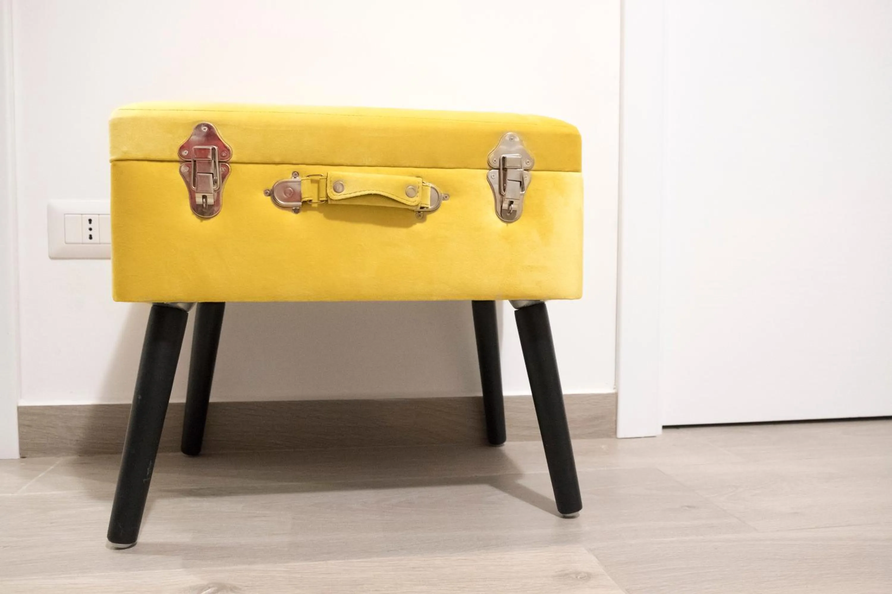 Decorative detail in DIMORA FLEGREA room & breakfast