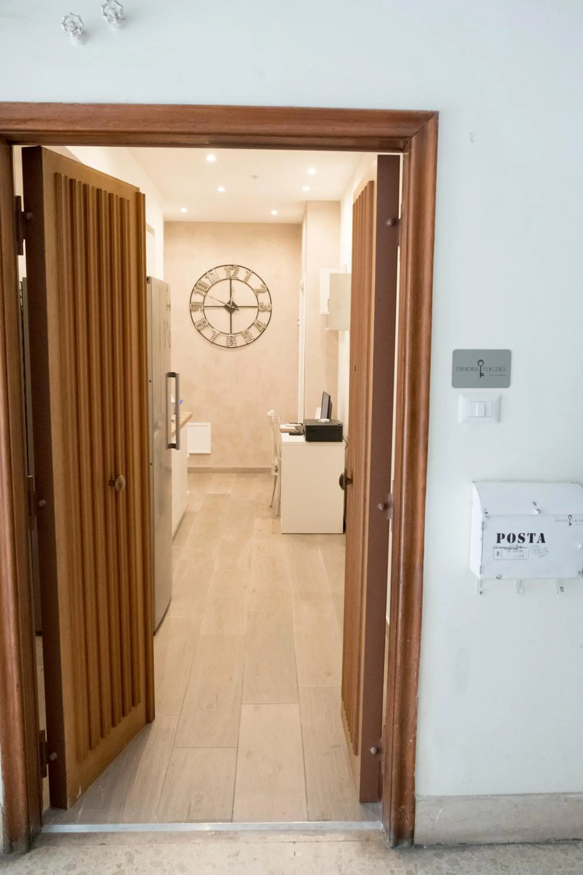 Facade/entrance in DIMORA FLEGREA room & breakfast