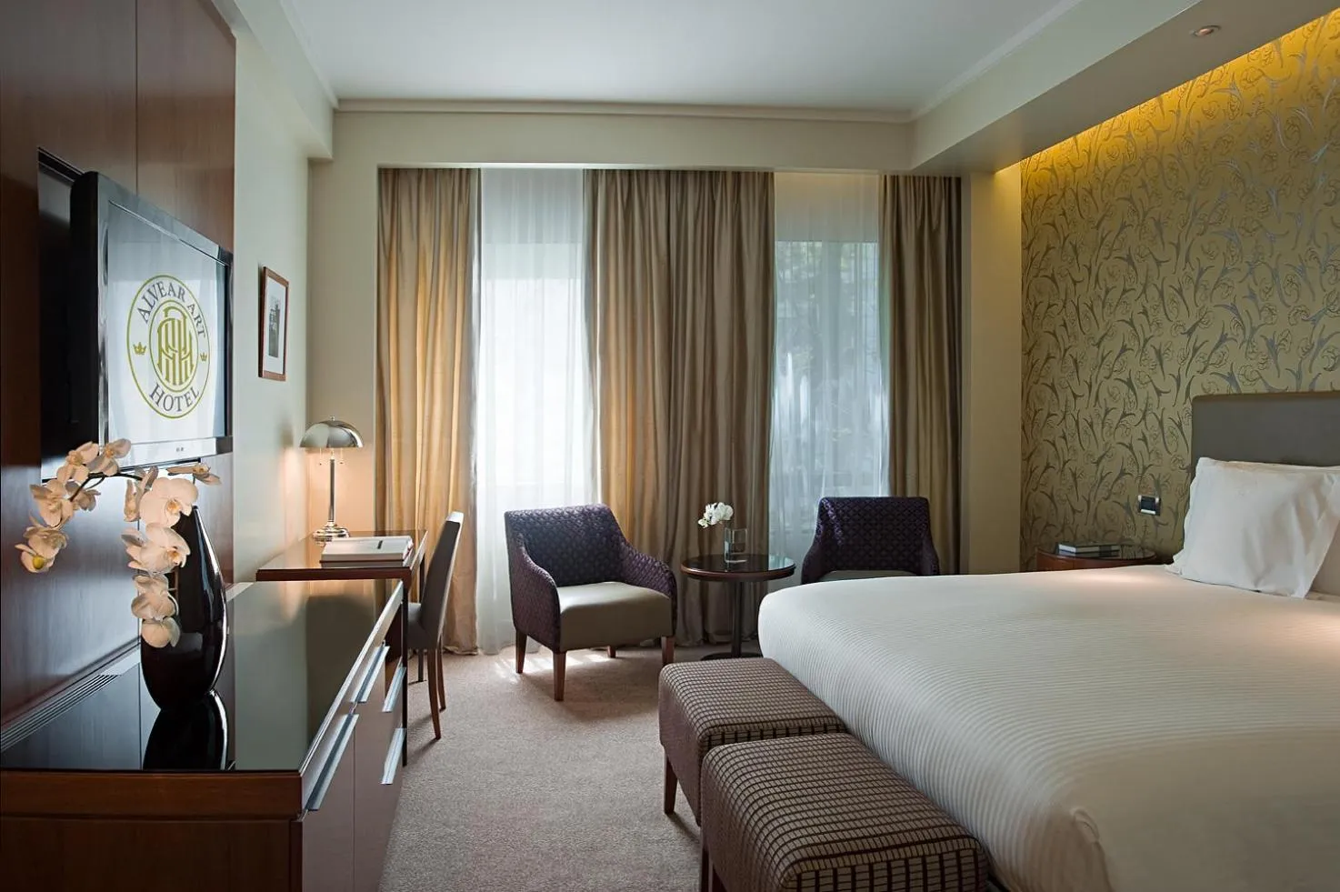 Photo of the whole room, Bed in Alvear Art Hotel