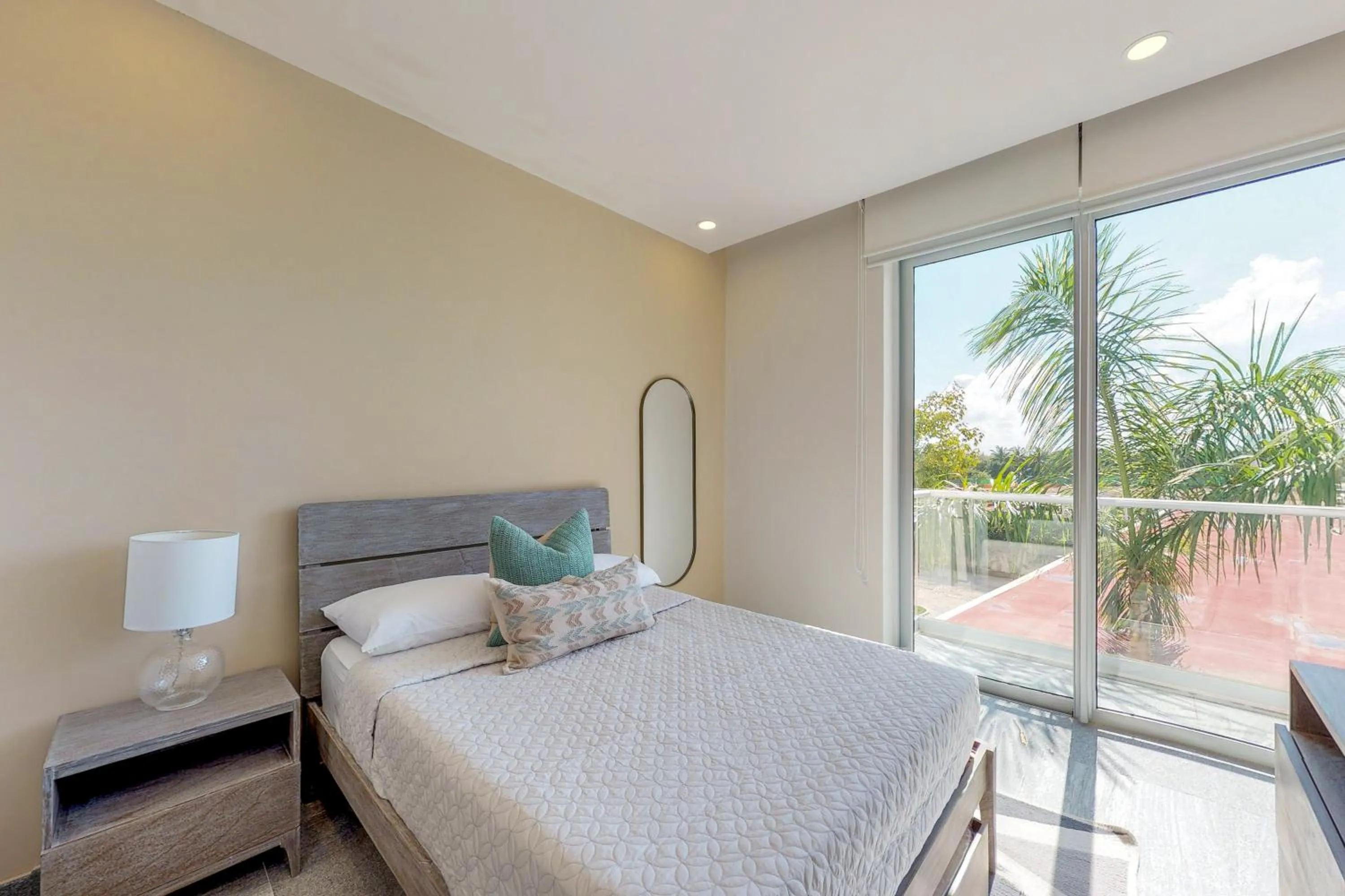 Bed in Riva Puerto Cancun # 207, Halibut