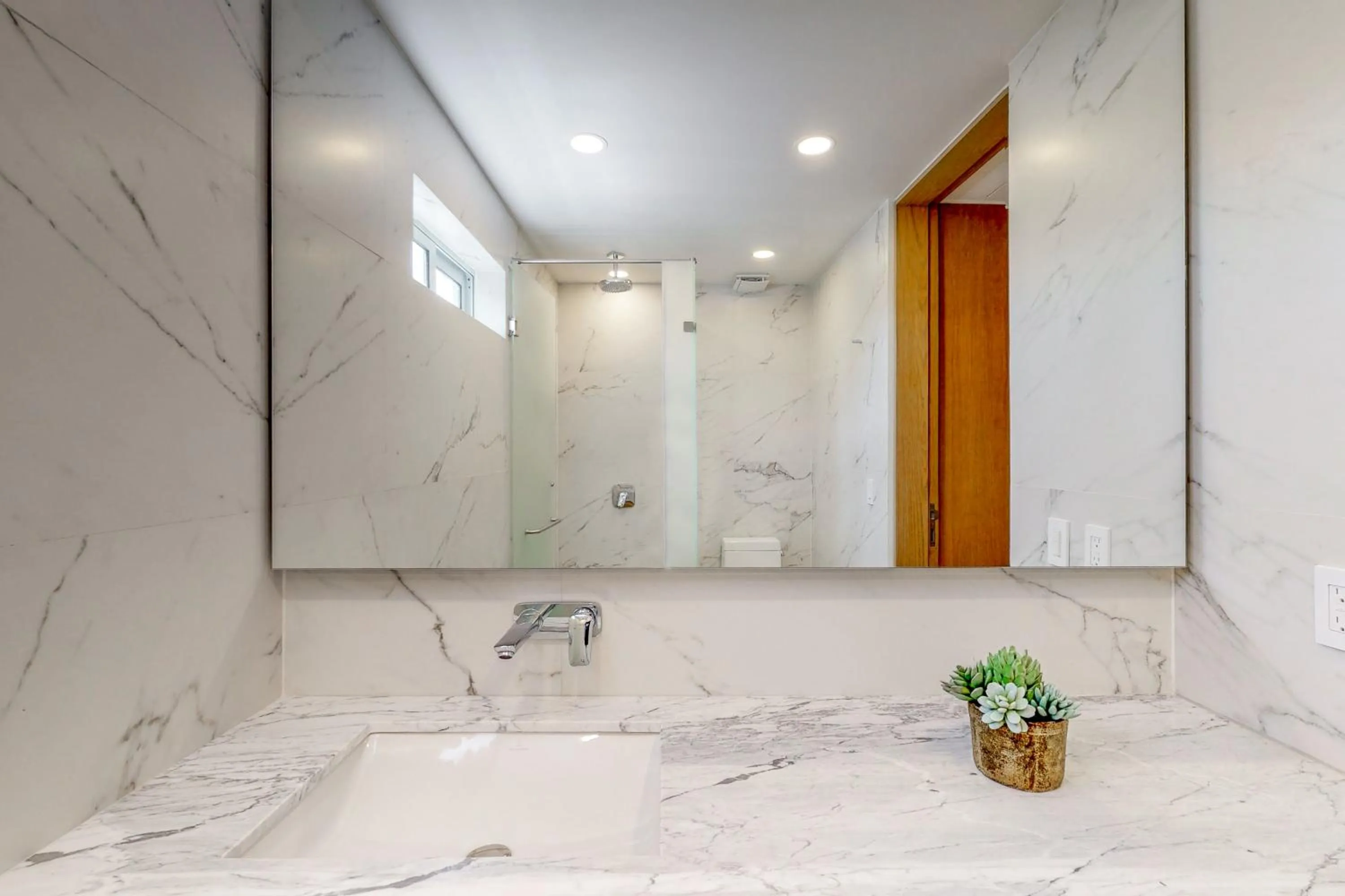 Riva Puerto Cancun # 207, Halibut