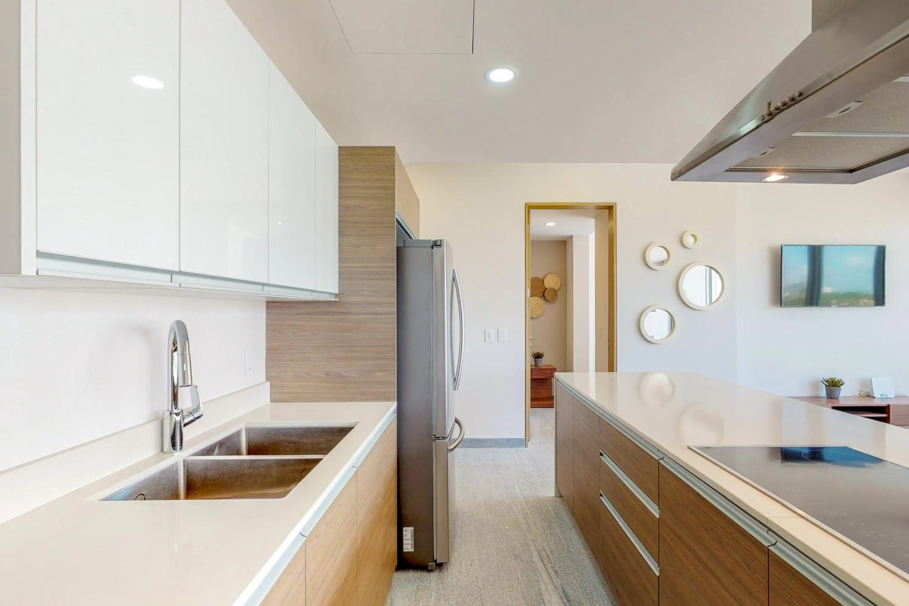 Riva Puerto Cancun # 207, Halibut