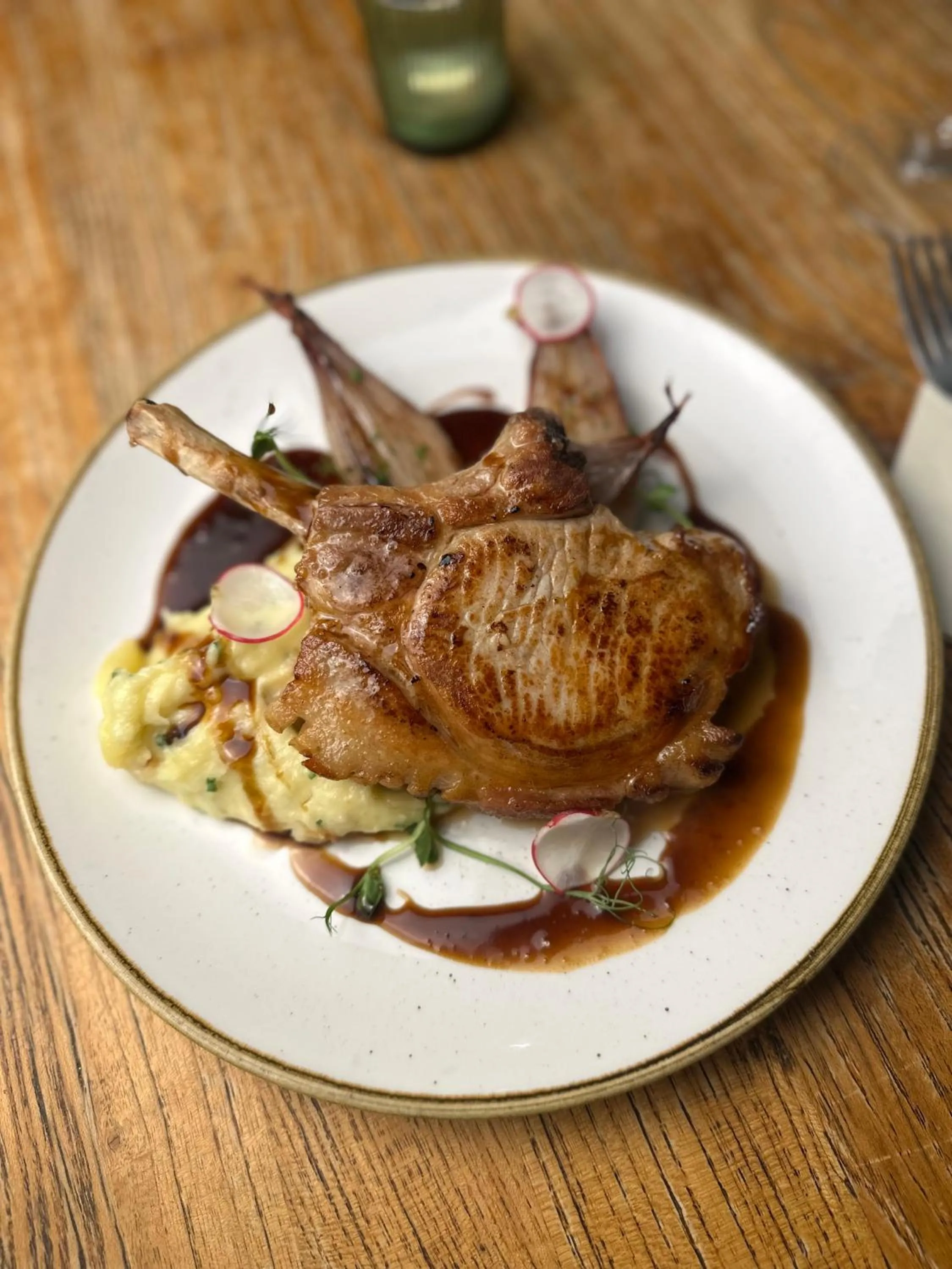 Restaurant/places to eat in The Mooring Post