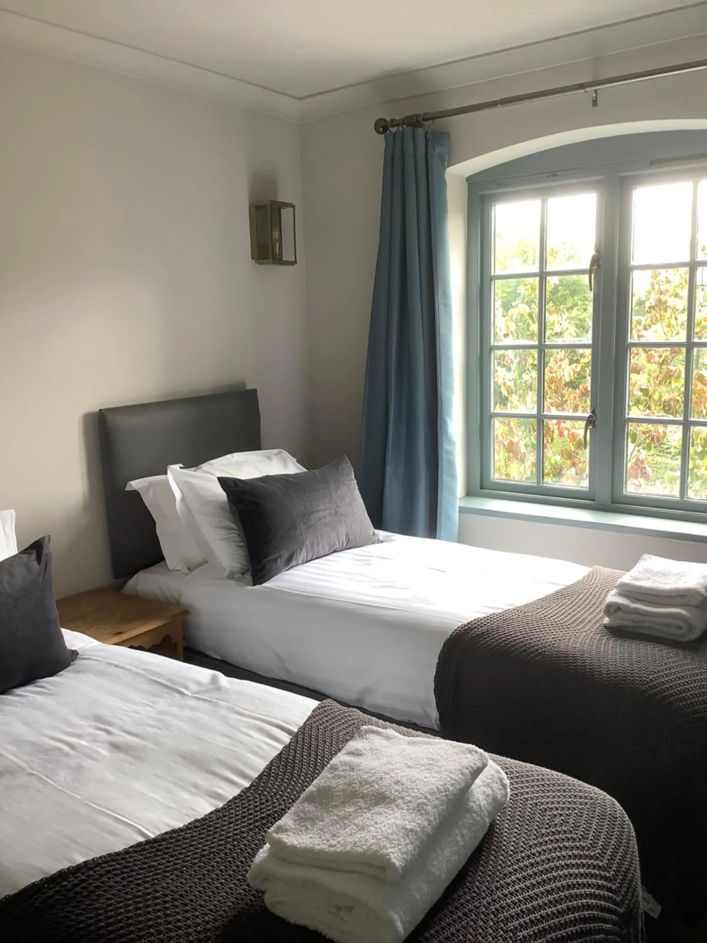 Bed in The Mooring Post