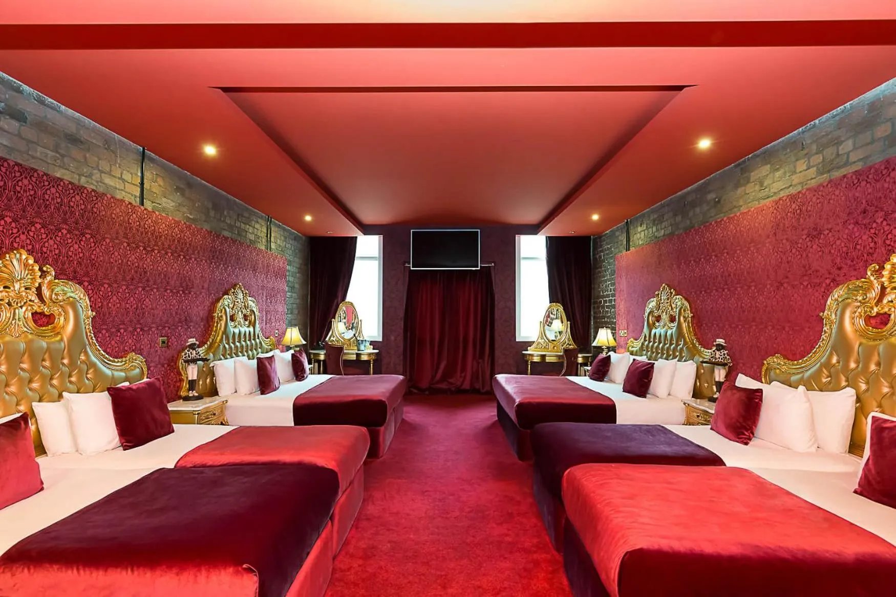 Bed in The Dixie Dean Hotel