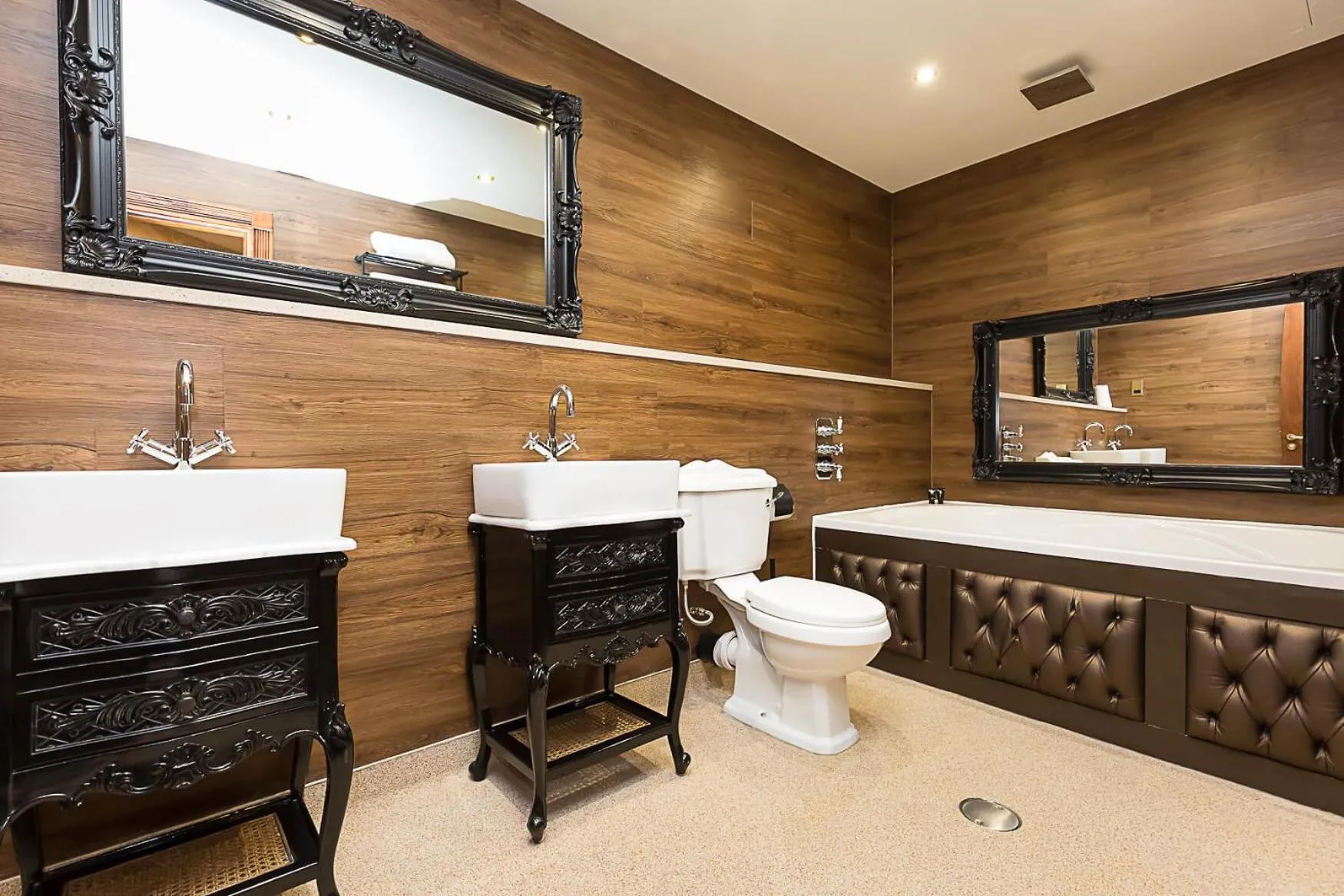Bathroom in The Dixie Dean Hotel