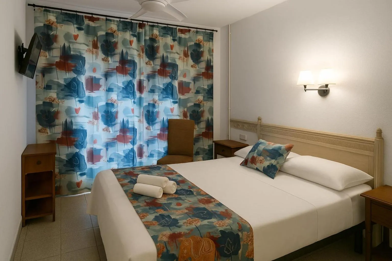 Photo of the whole room, Bed in Mallorca Boutique Hotel