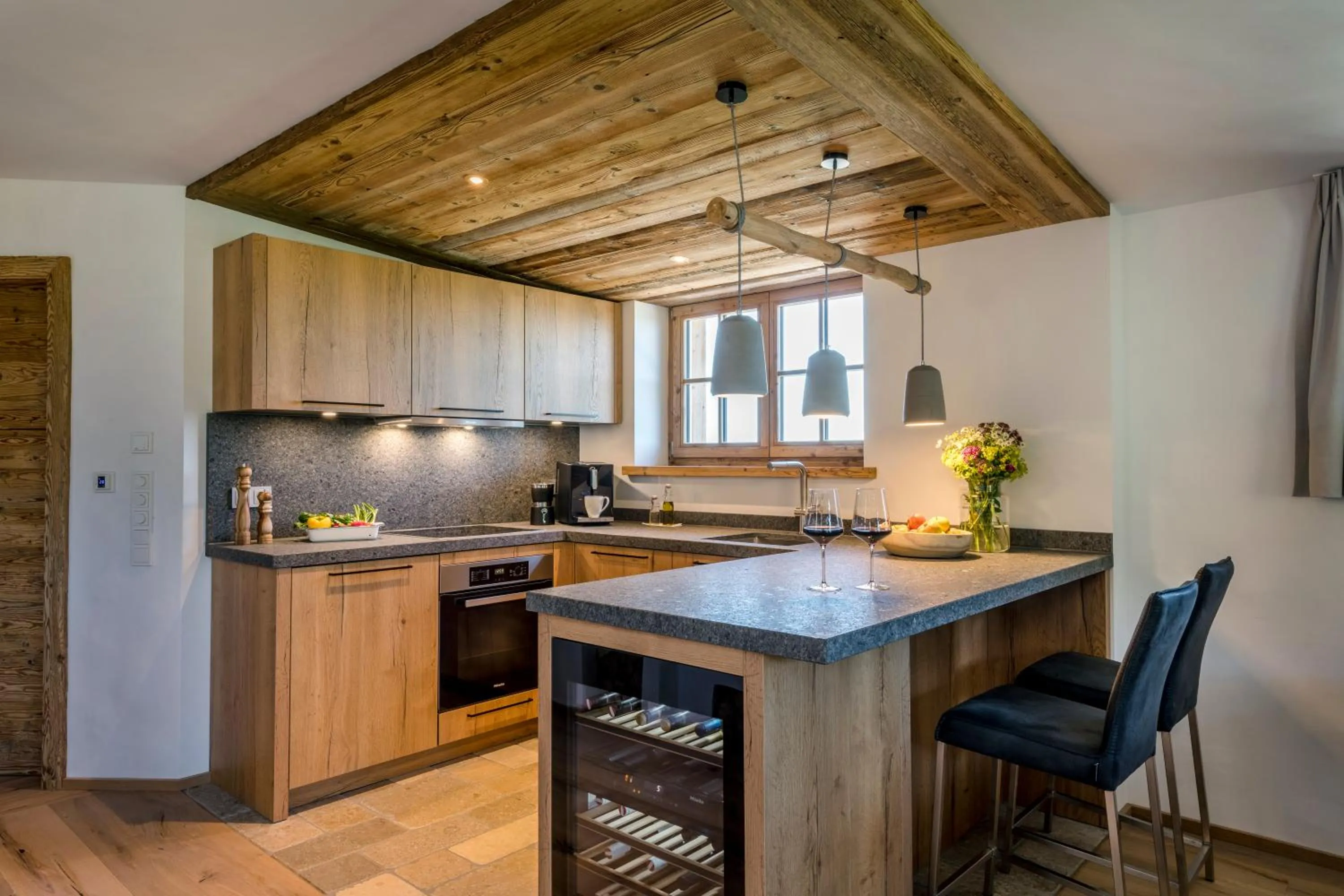 Kitchen or kitchenette in Chiemsee Chalet