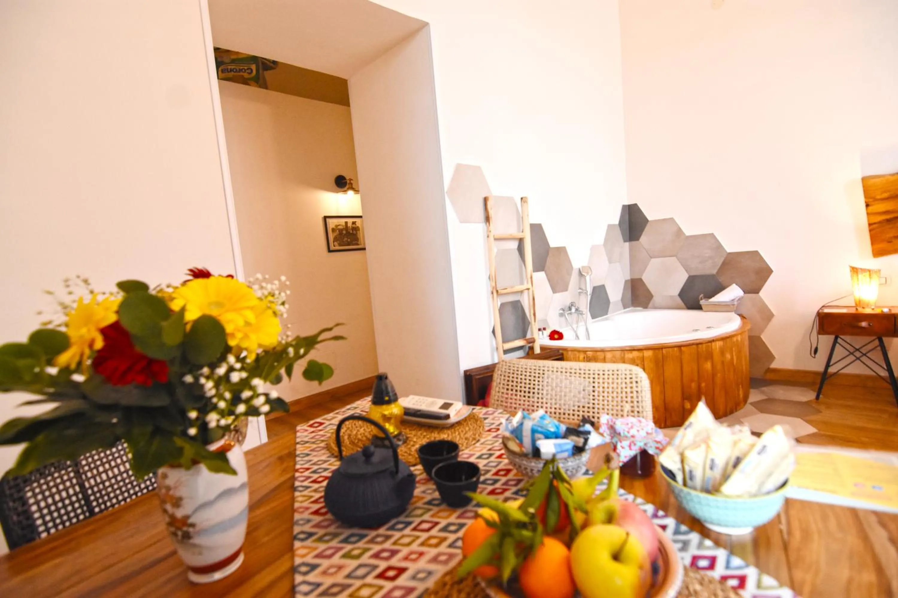 Food and drinks in Sunrise Luxury