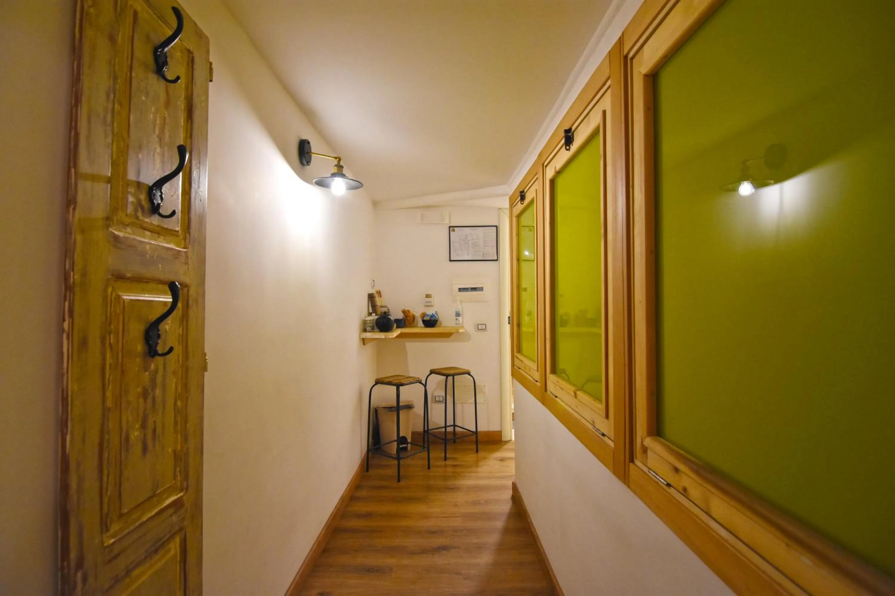 Decorative detail in Sunrise Luxury