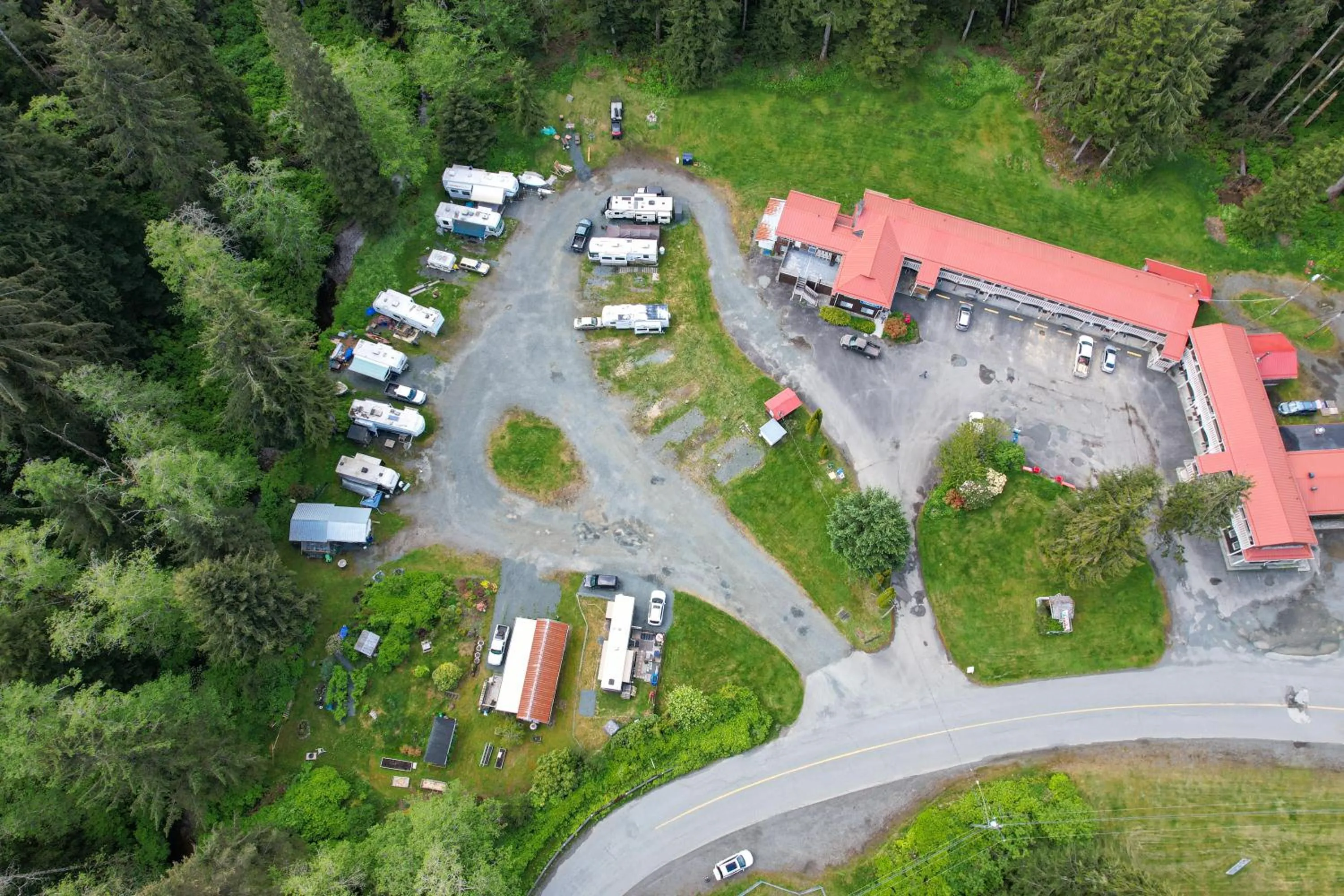 Pioneer Inn by the River