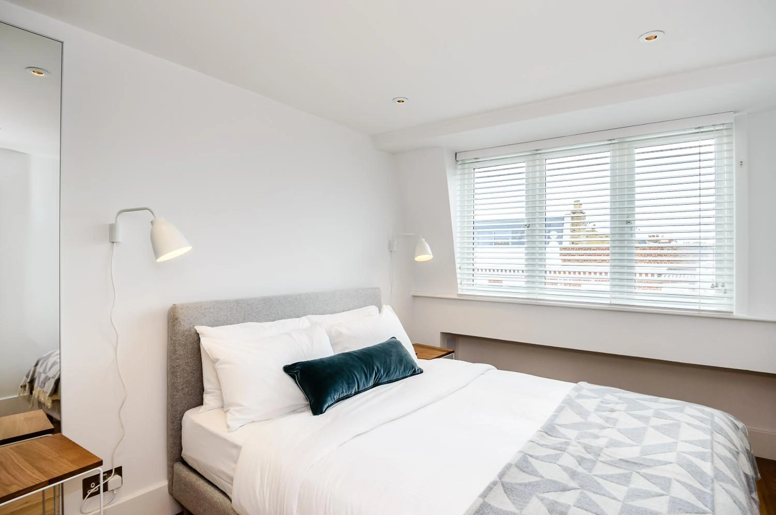 Bedroom, Bed in Native Fulham