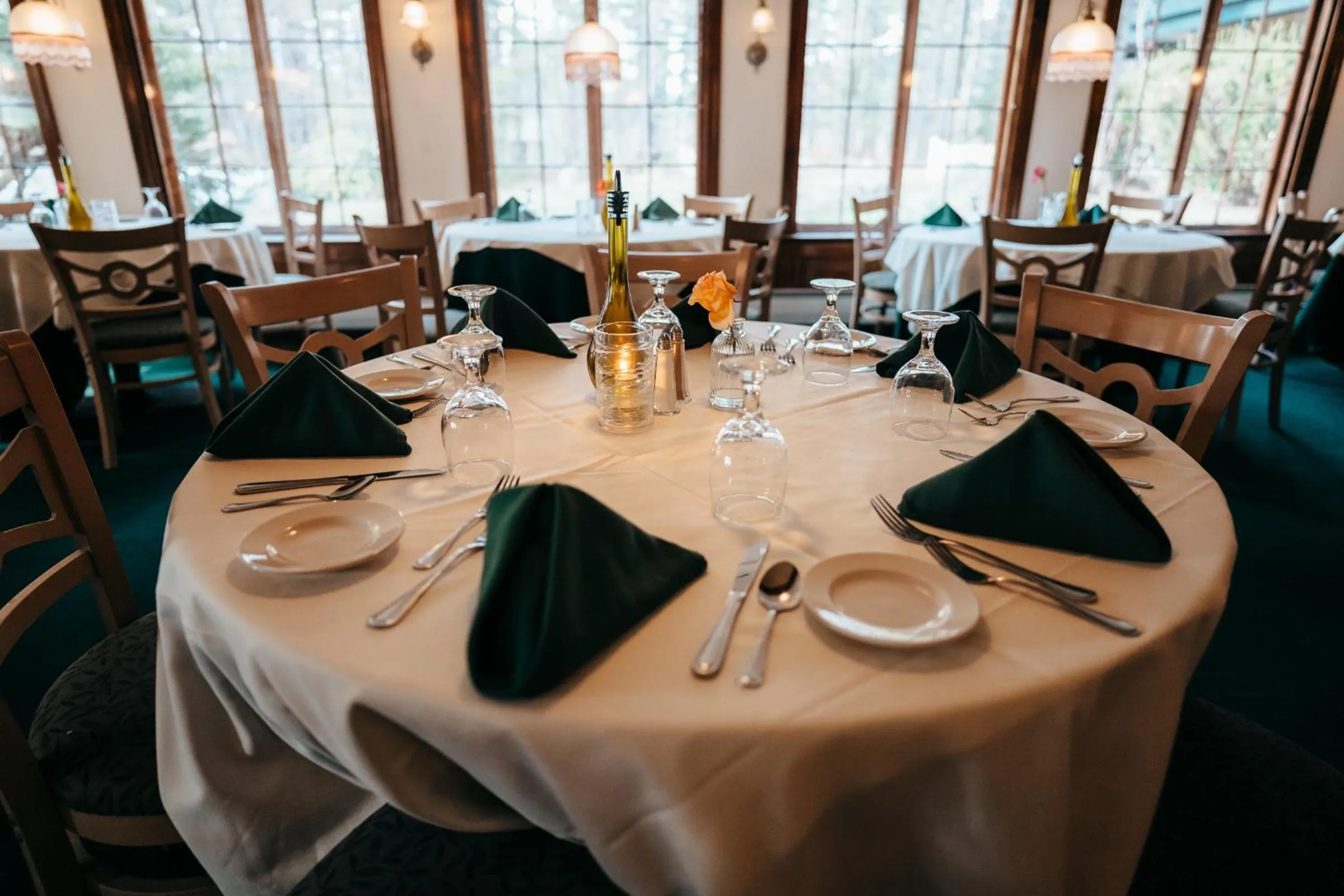 Stonehurst Manor Breakfast & Dinner Included