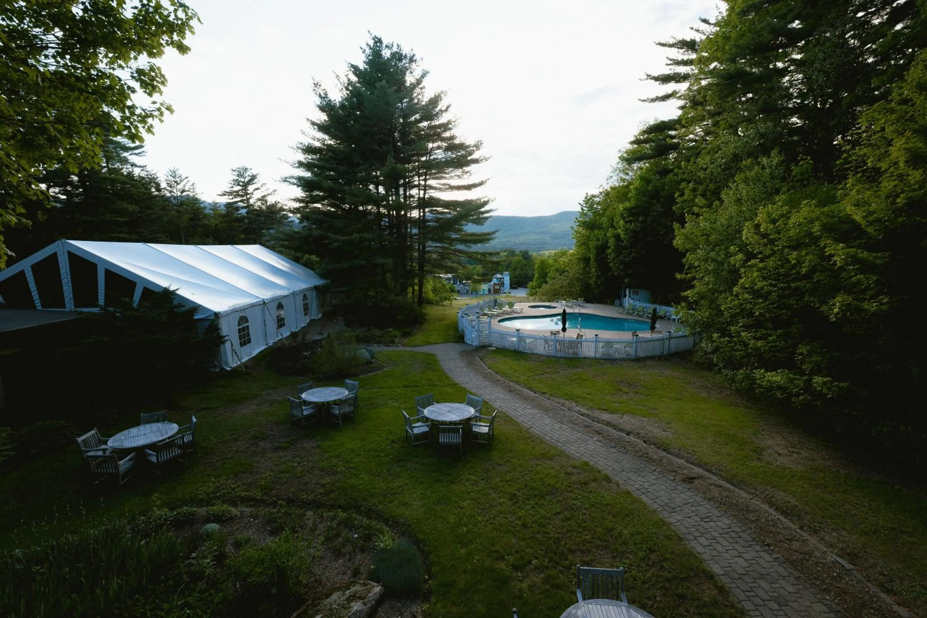 Stonehurst Manor Breakfast & Dinner Included