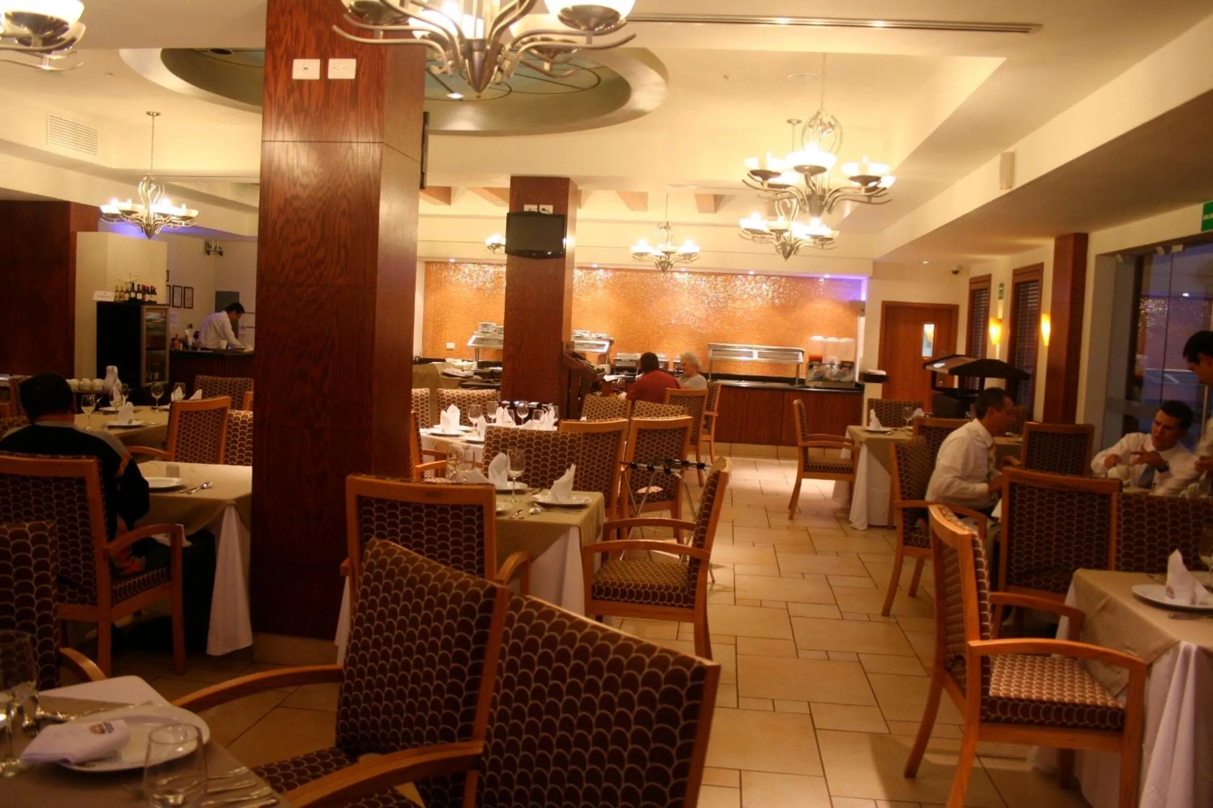 Restaurant/places to eat in Royal Palace