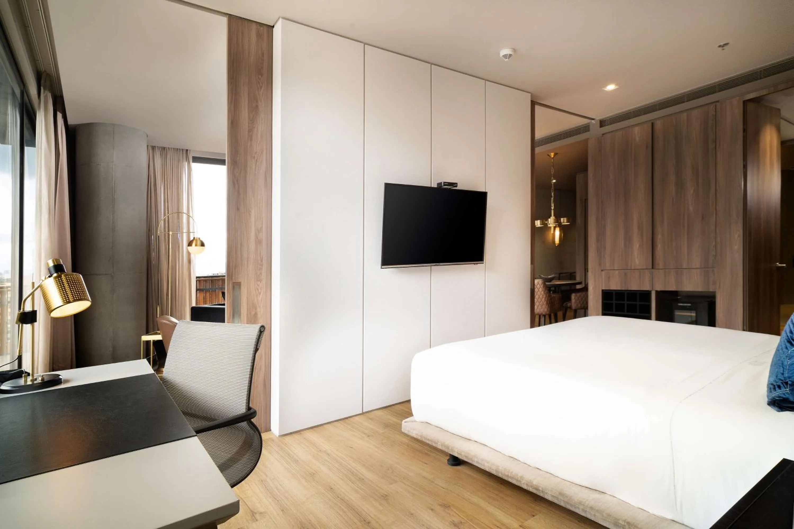 Communal lounge/ TV room, Bed in Salvio Parque 93 Bogota, Curio Collection by Hilton