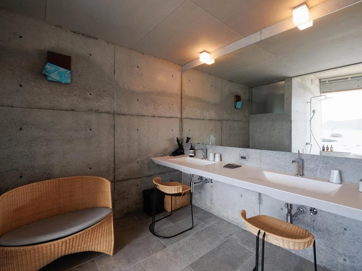 Denpaku The Beachfront MIJORA