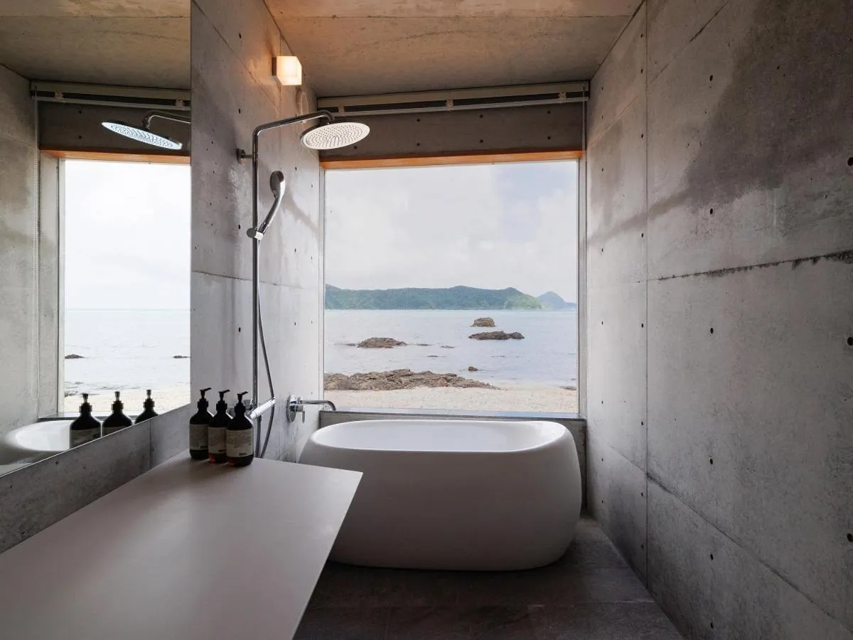 Denpaku The Beachfront MIJORA